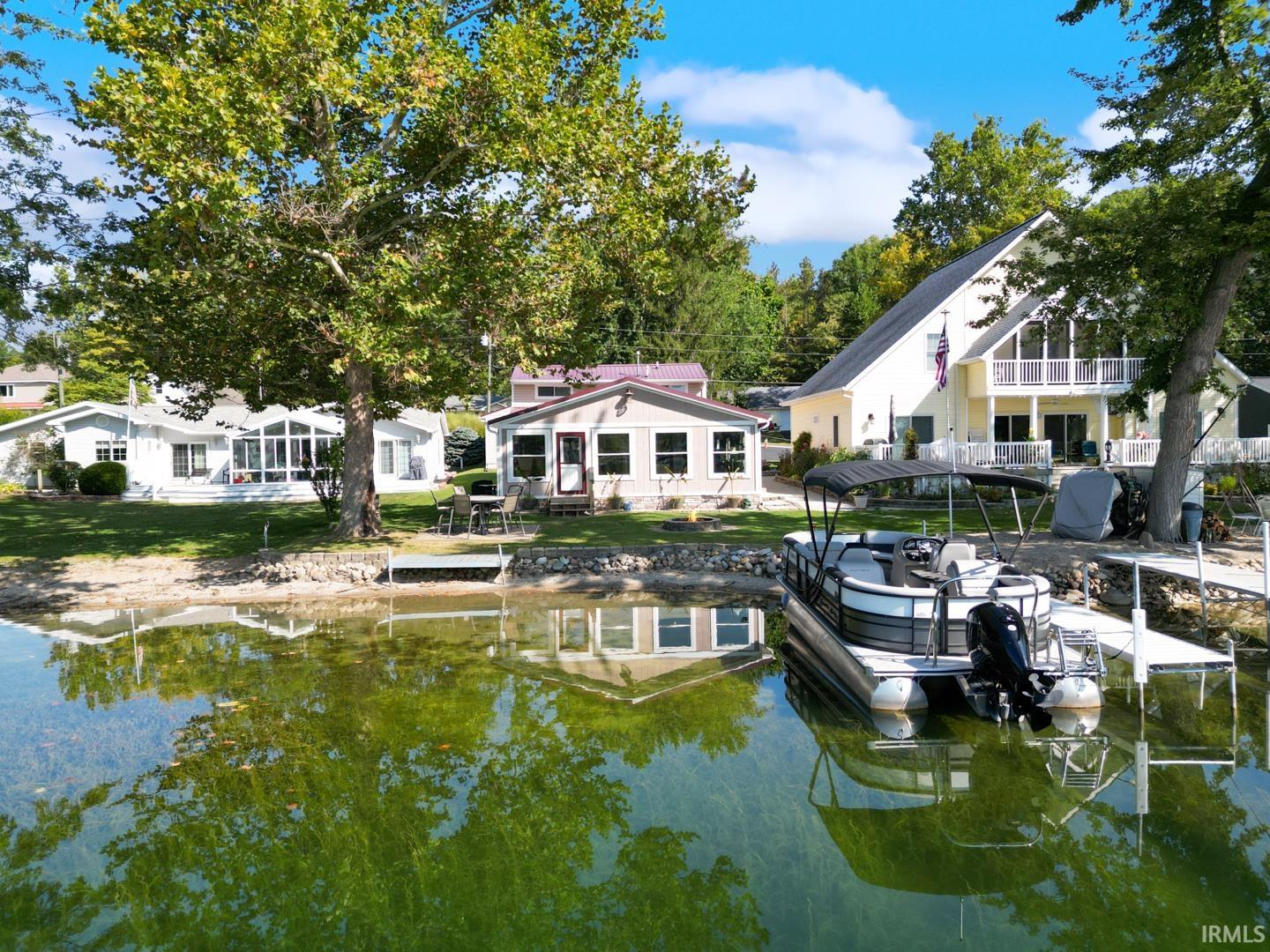 Homes for sale in Columbia, IN | 1770 E Poplar Rd, Columbia, IN 46725 | MLS# 202538115