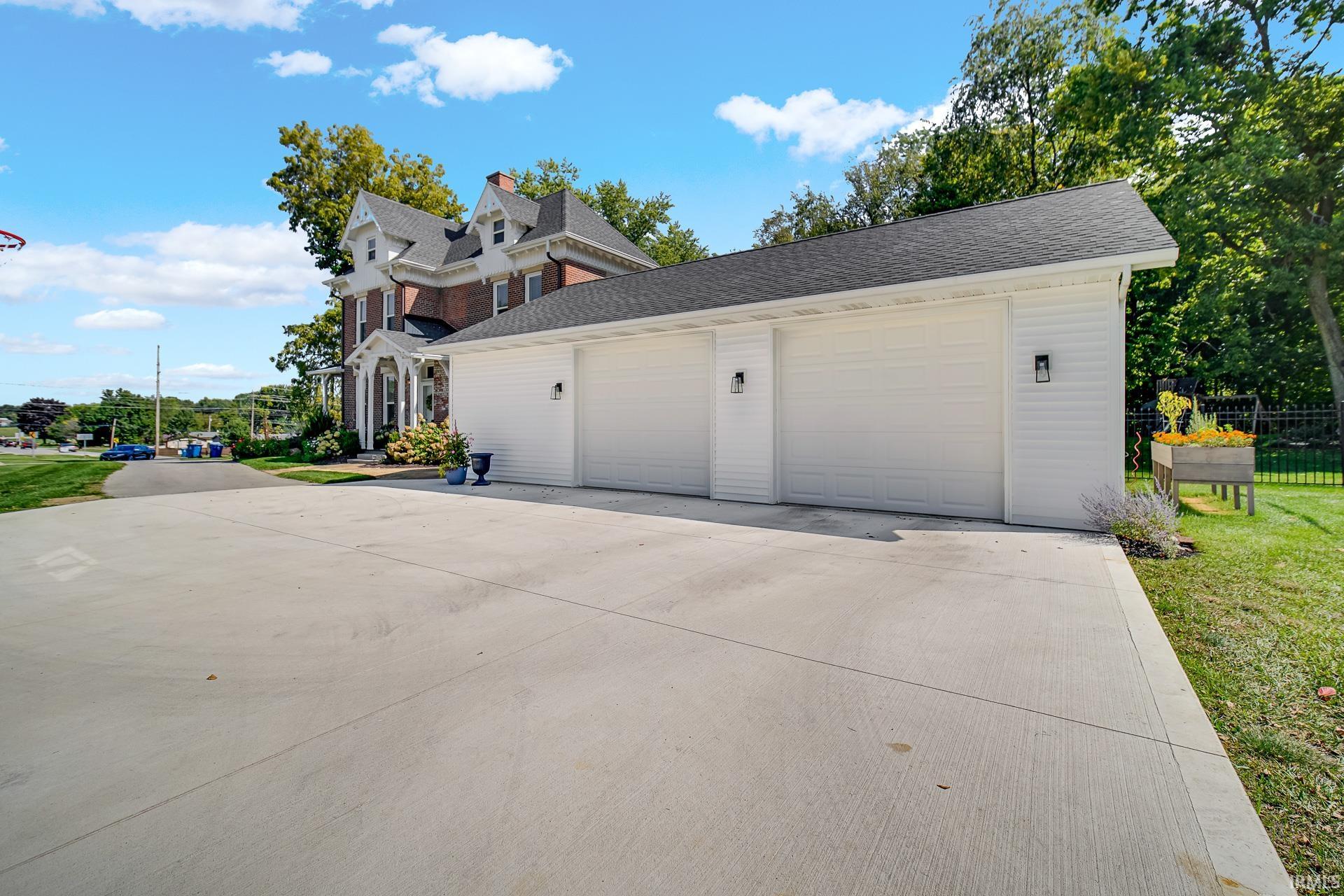 Homes for sale in Plymouth, IN | 1715 Lake Ave, Plymouth, IN 46563 | MLS# 202538140