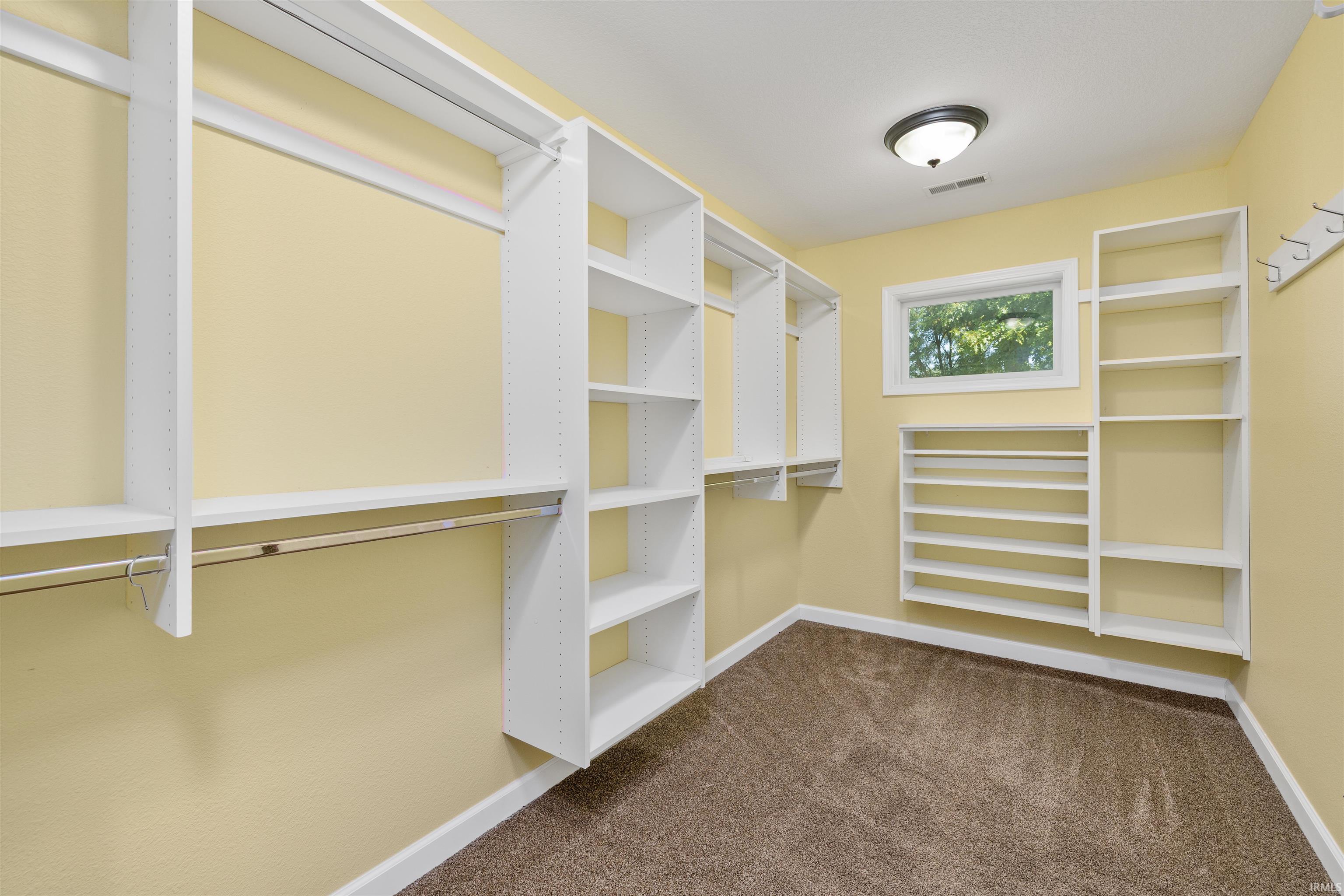 Photo 20 of 3330 Kellygreen Court