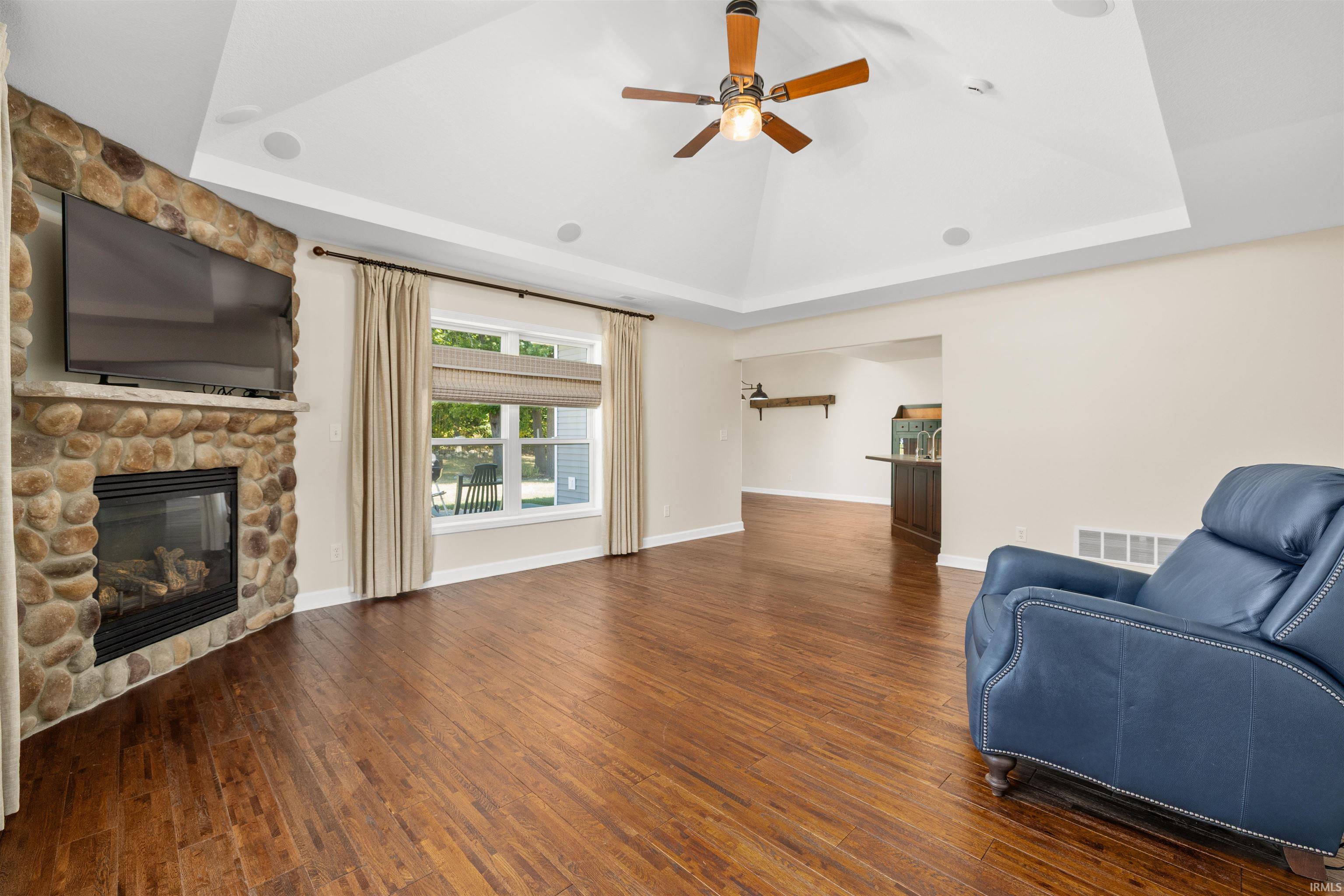 Photo 7 of 3330 Kellygreen Court