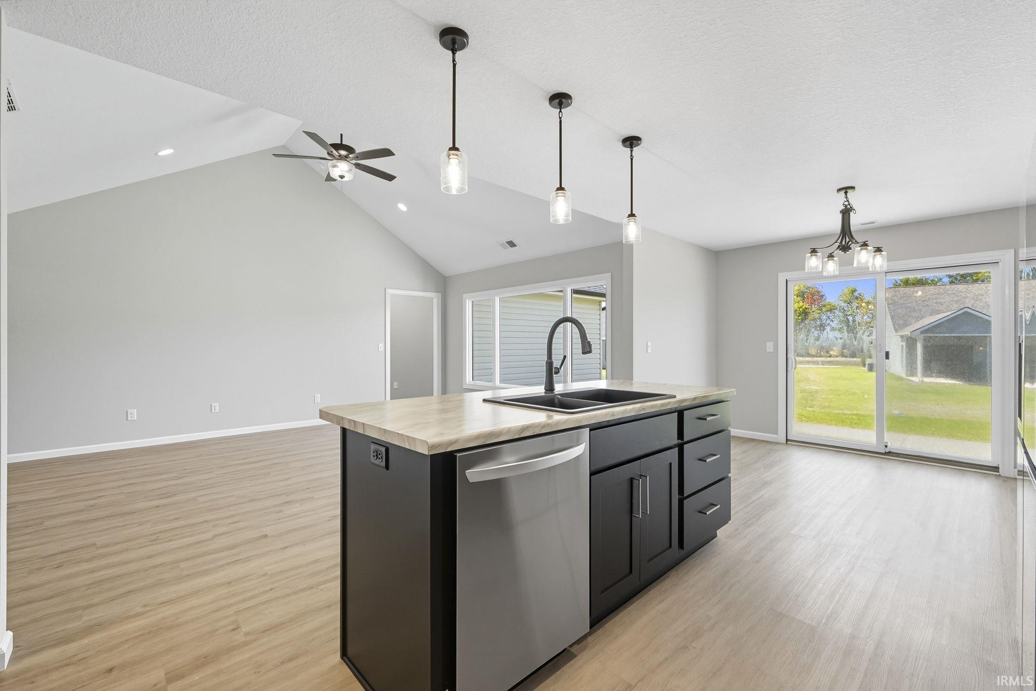 Photo 11 of 111 Sunset Drive