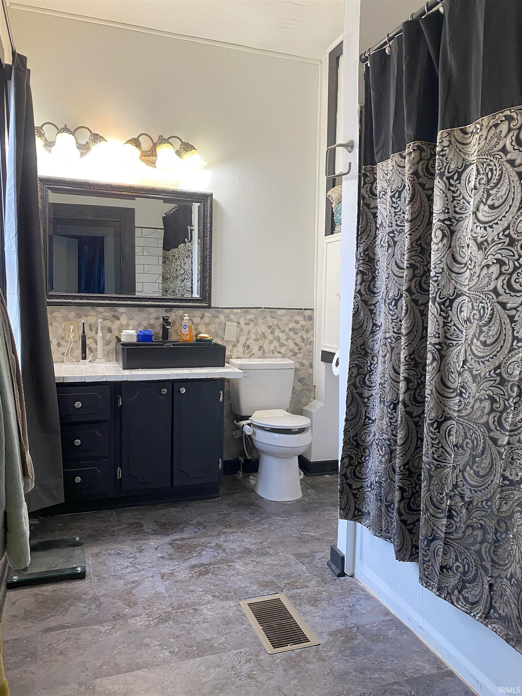 Photo 17 of 3803 W US 224 Highway