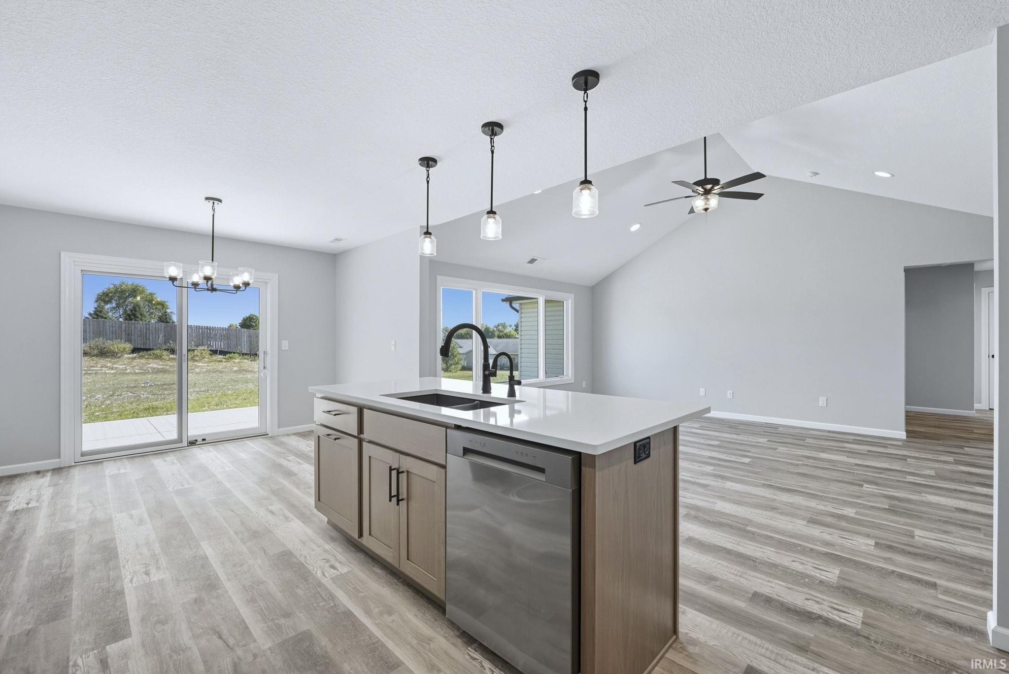 Photo 13 of 118 Sunset Drive