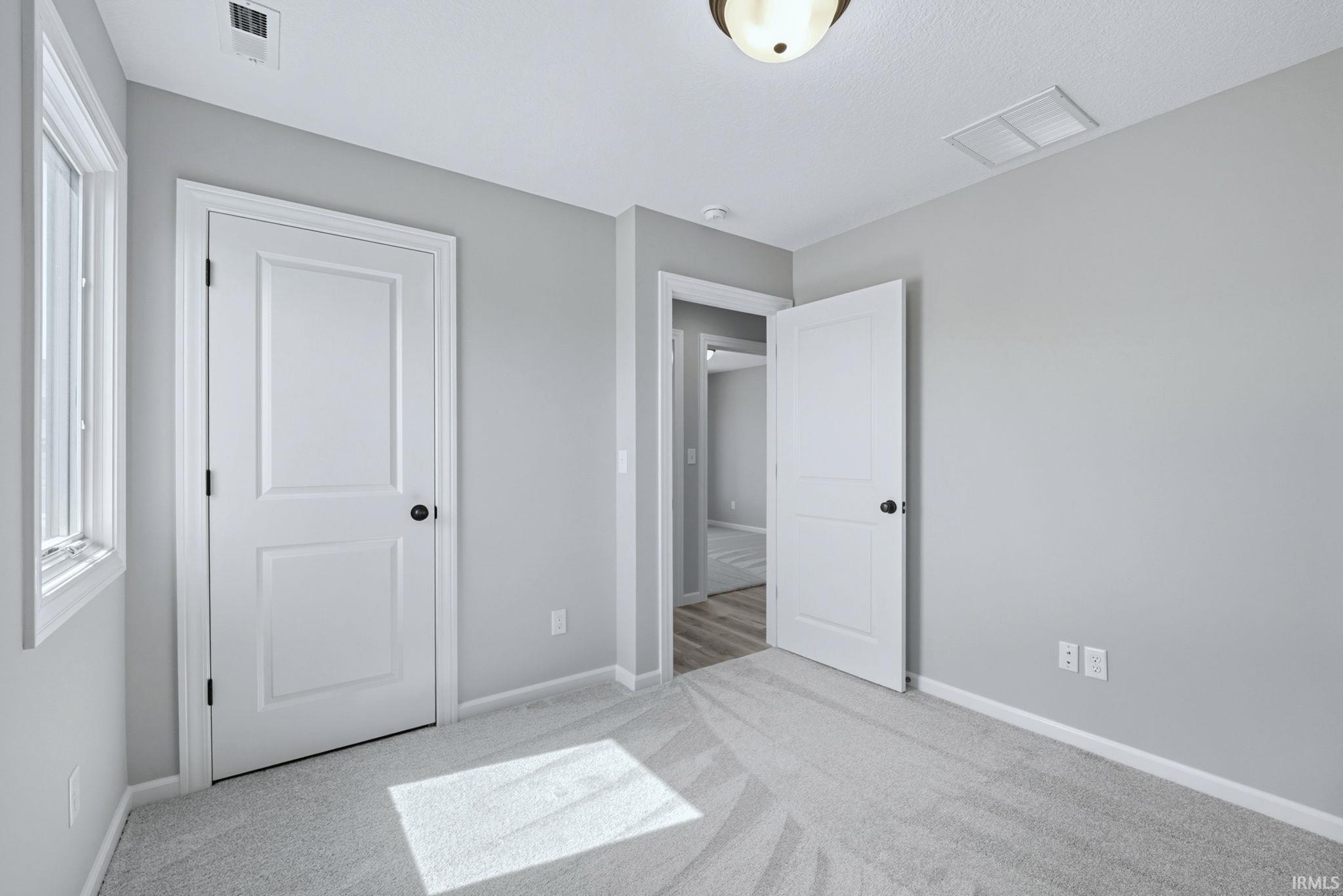 Photo 22 of 118 Sunset Drive