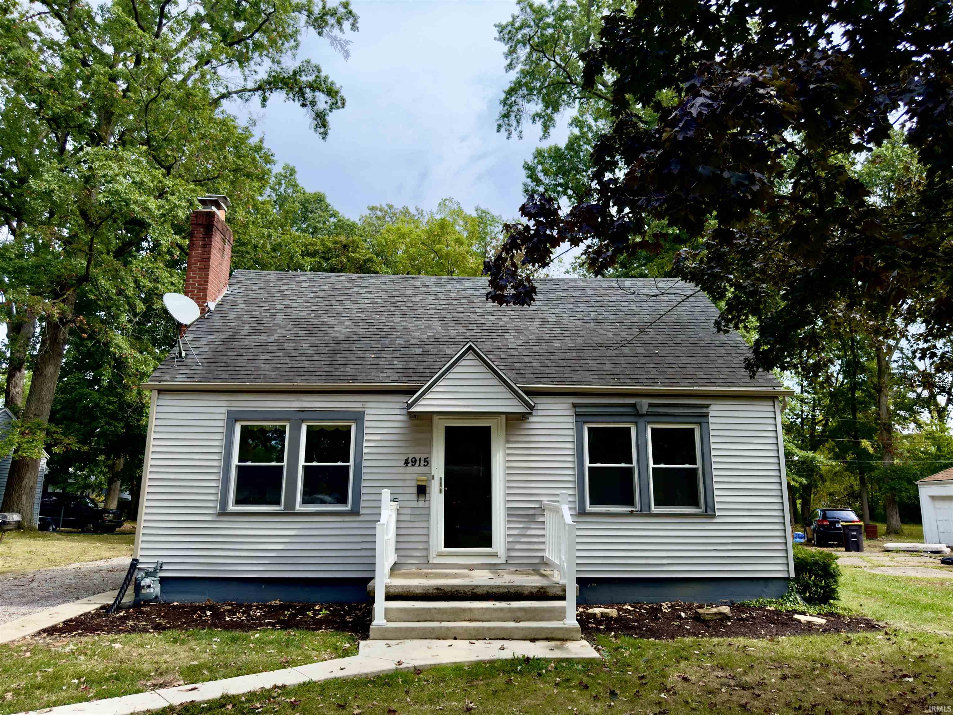 Photo 1 of 4915 Plaza Drive