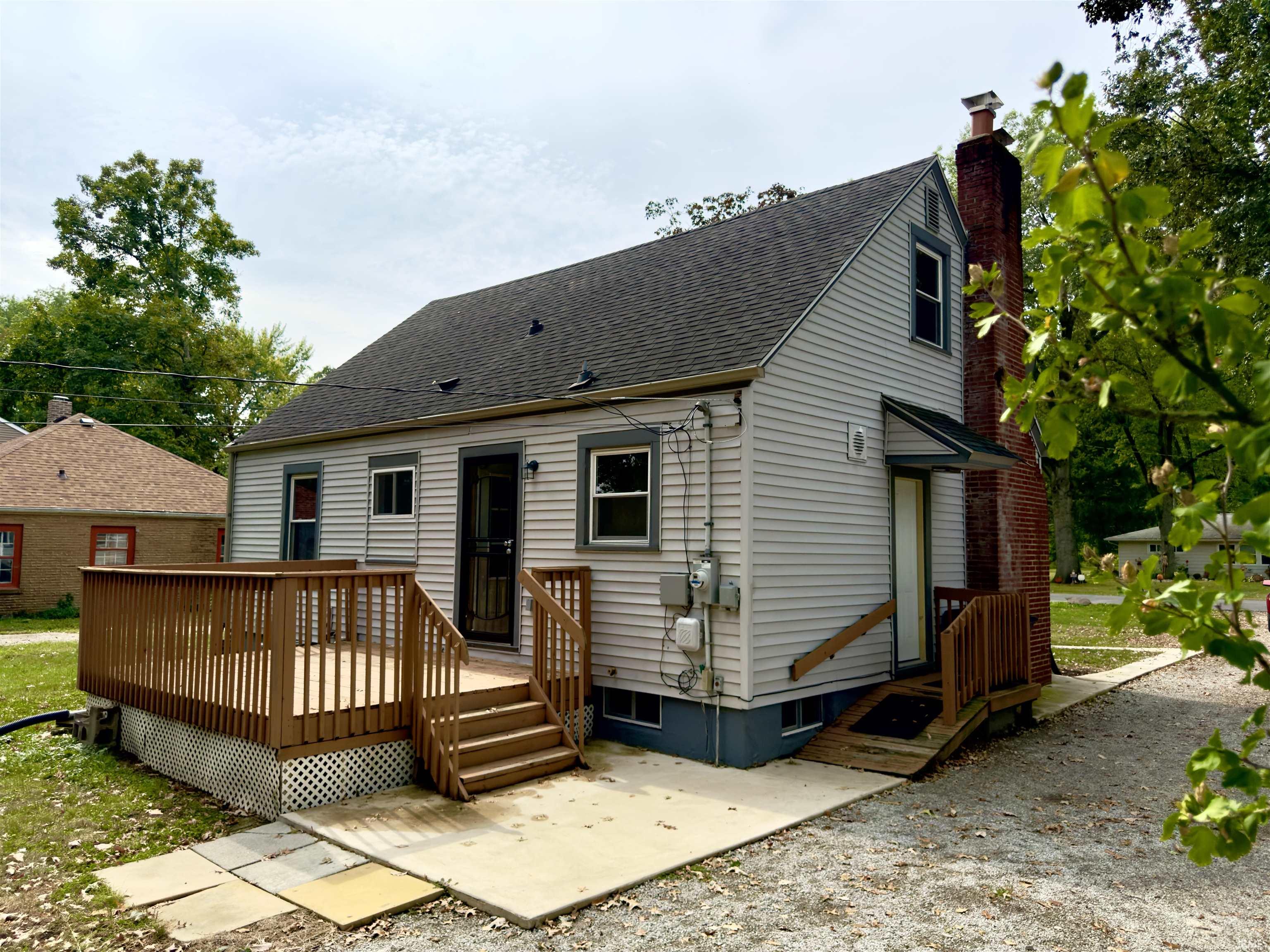 Photo 19 of 4915 Plaza Drive