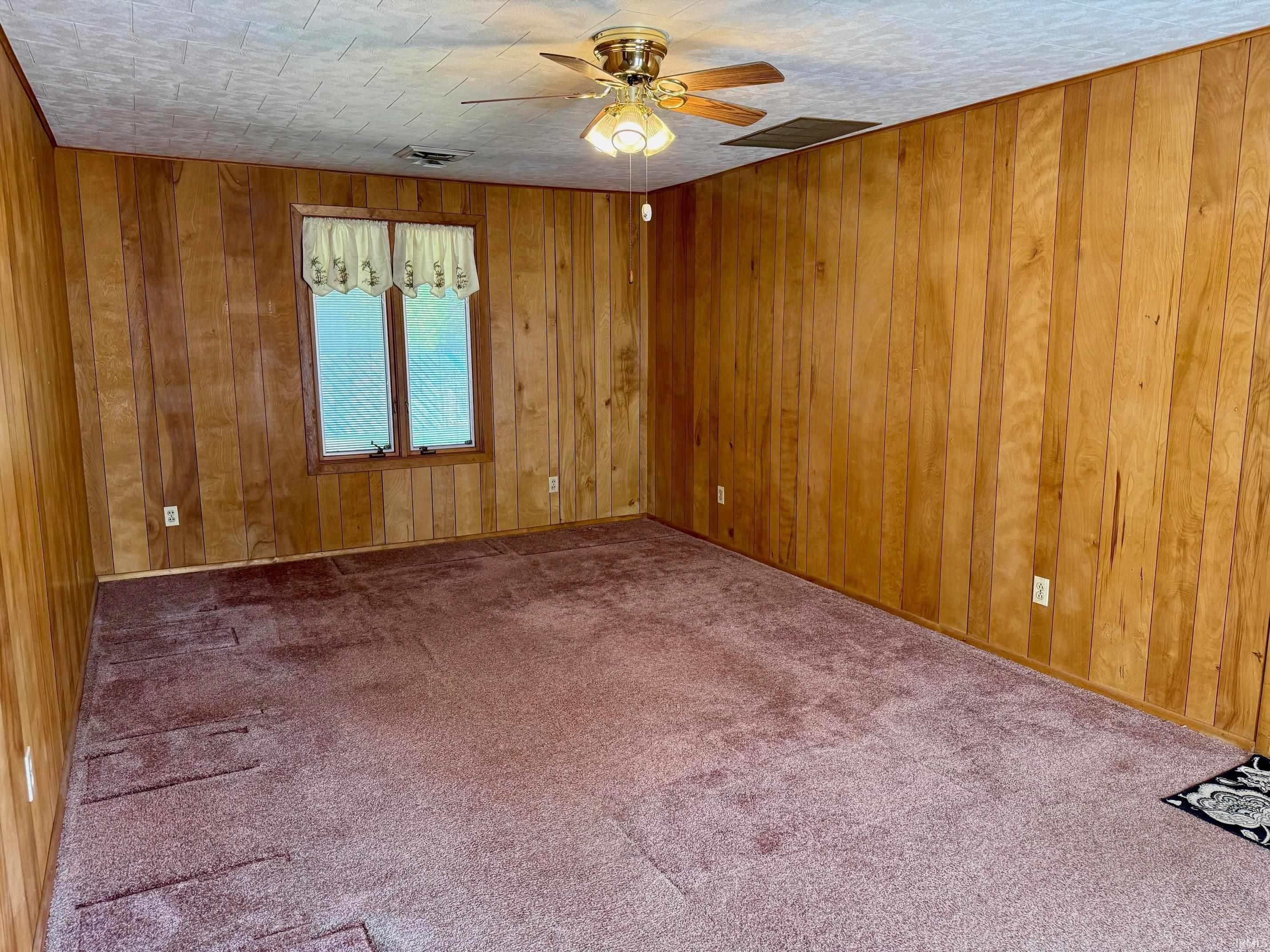 Photo 16 of 1301 N Lafontaine Street