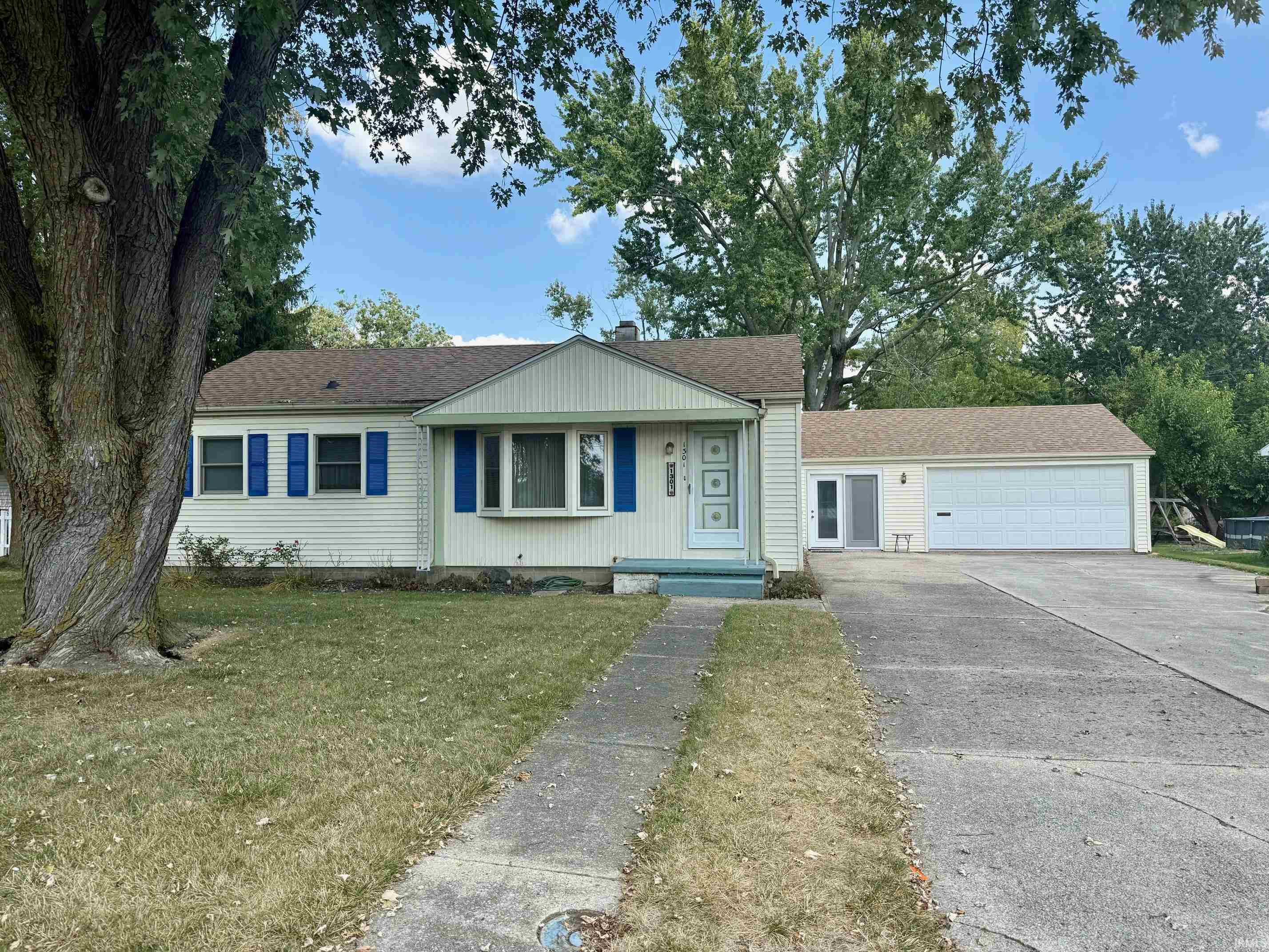 Homes for sale in Huntington, IN | 1301 N Lafontaine St, Huntington, IN 46750 | MLS# 202538270