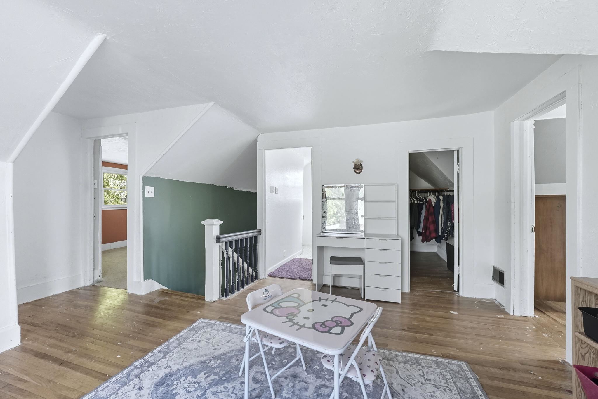 Photo 16 of 410 N Cedar Street