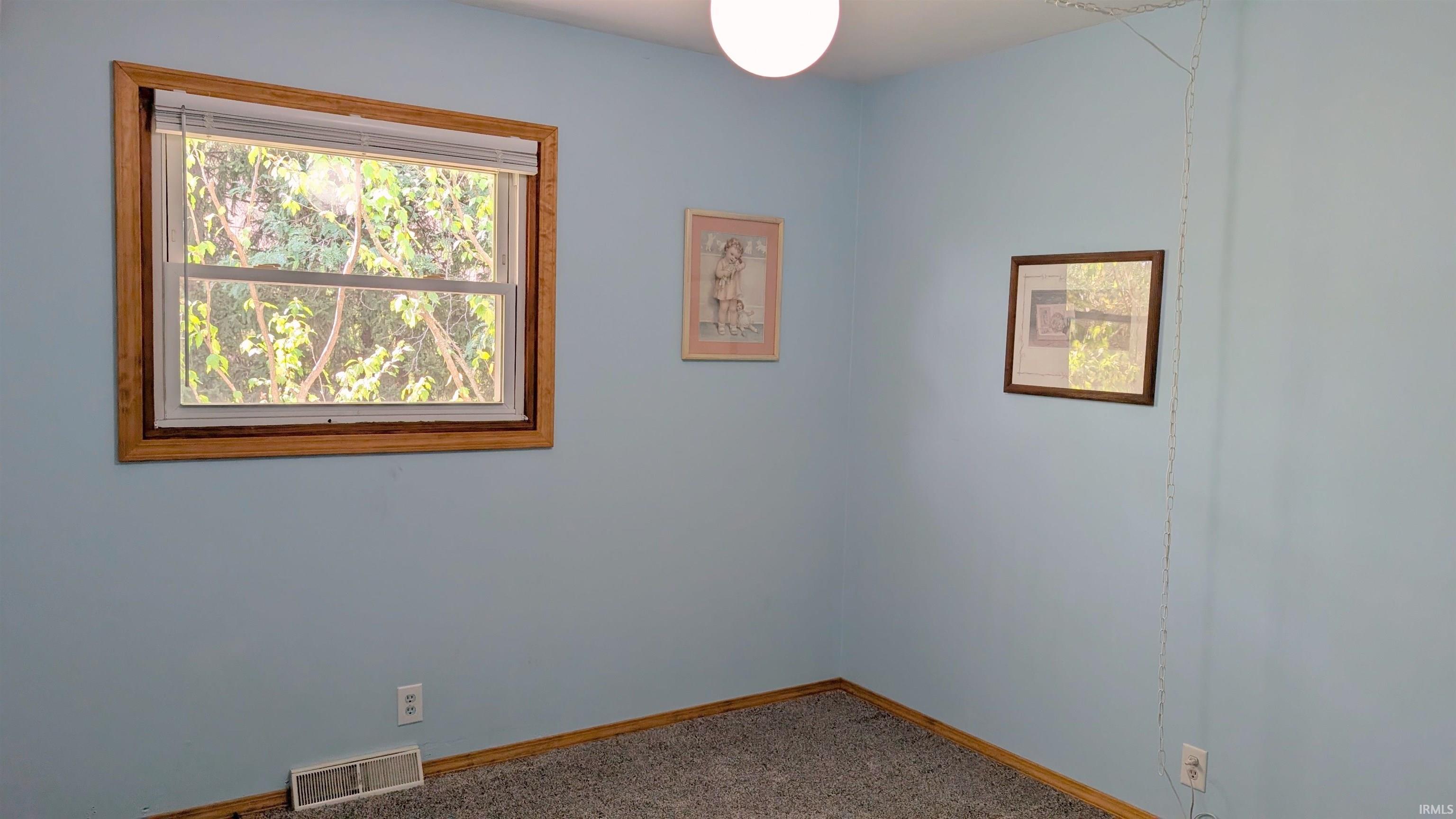 Photo 19 of 1540 Western Avenue