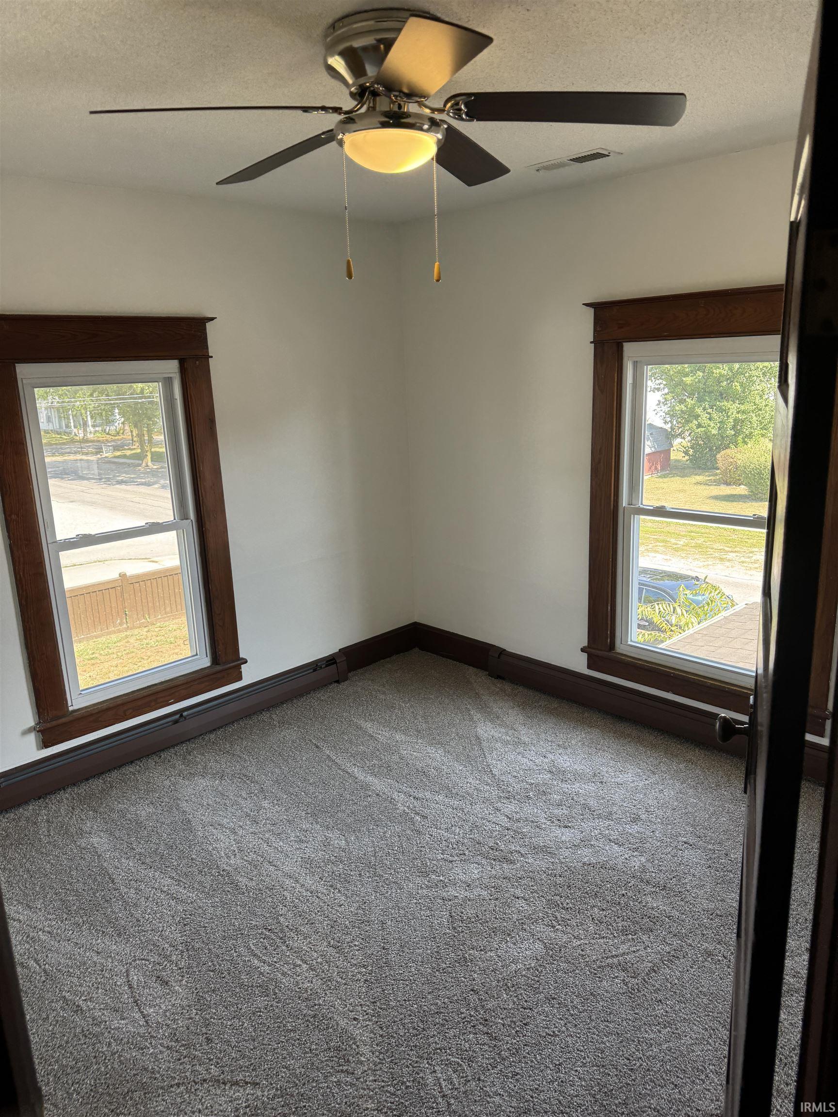 Photo 7 of 102 S VAN BUREN Street