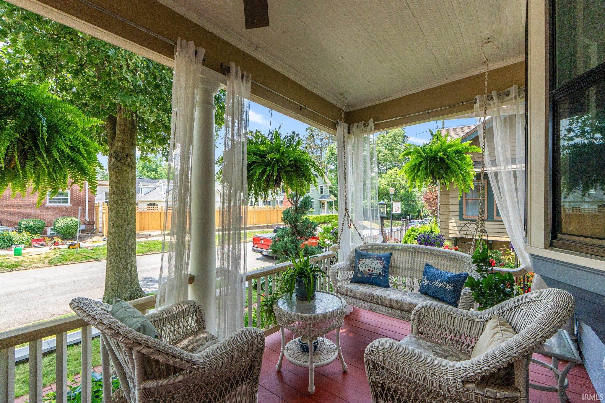 Photo 2 of 1025 Garden Street