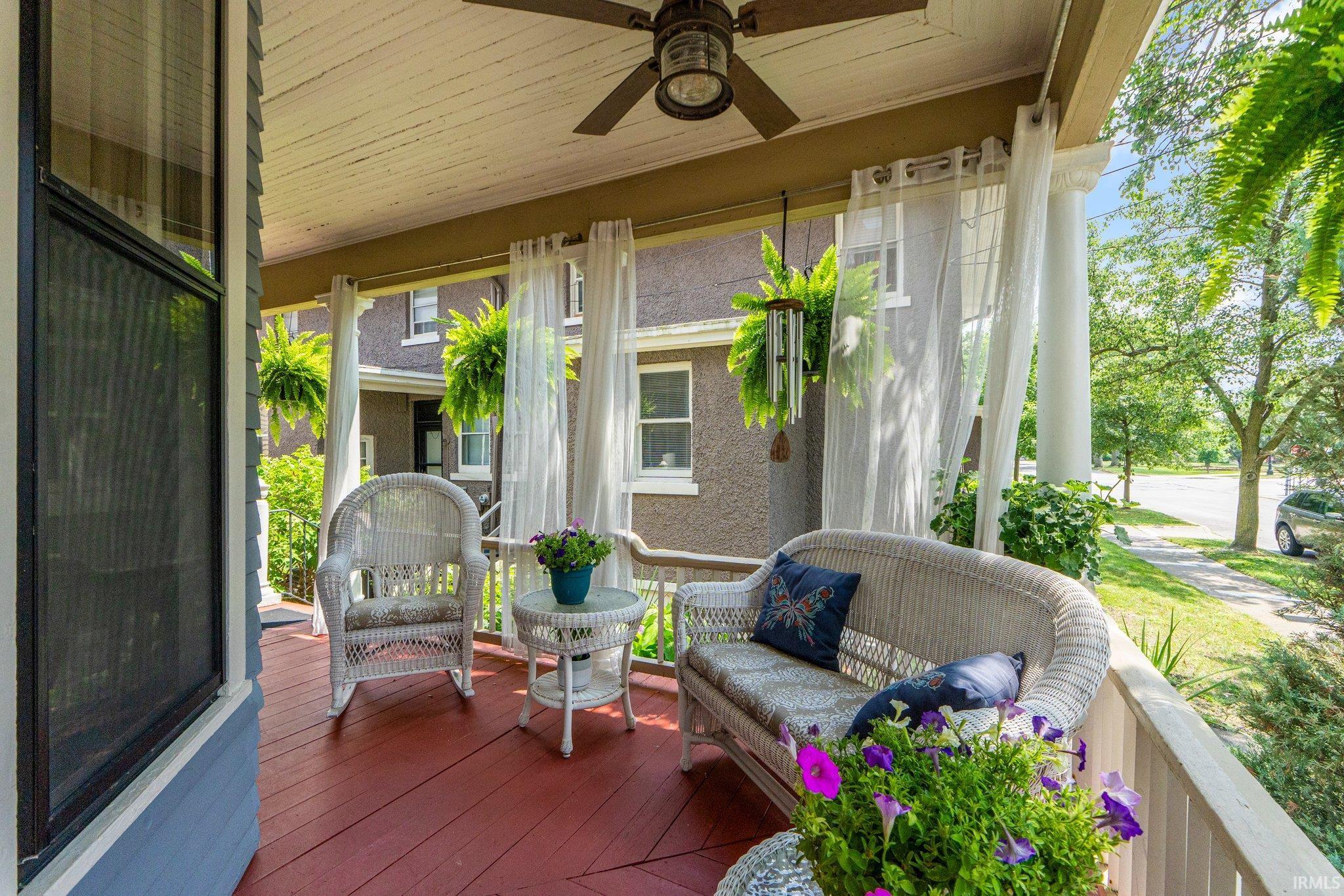 Photo 3 of 1025 Garden Street