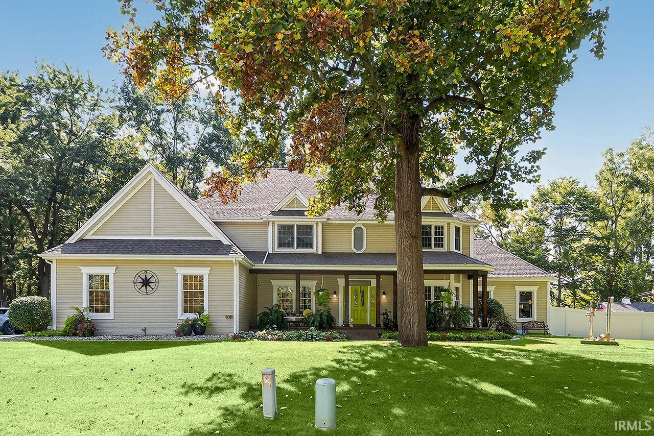 Homes for sale in Elkhart, IN | 23430 Bluff Crest Dr, Elkhart, IN 46517 | MLS# 202538514