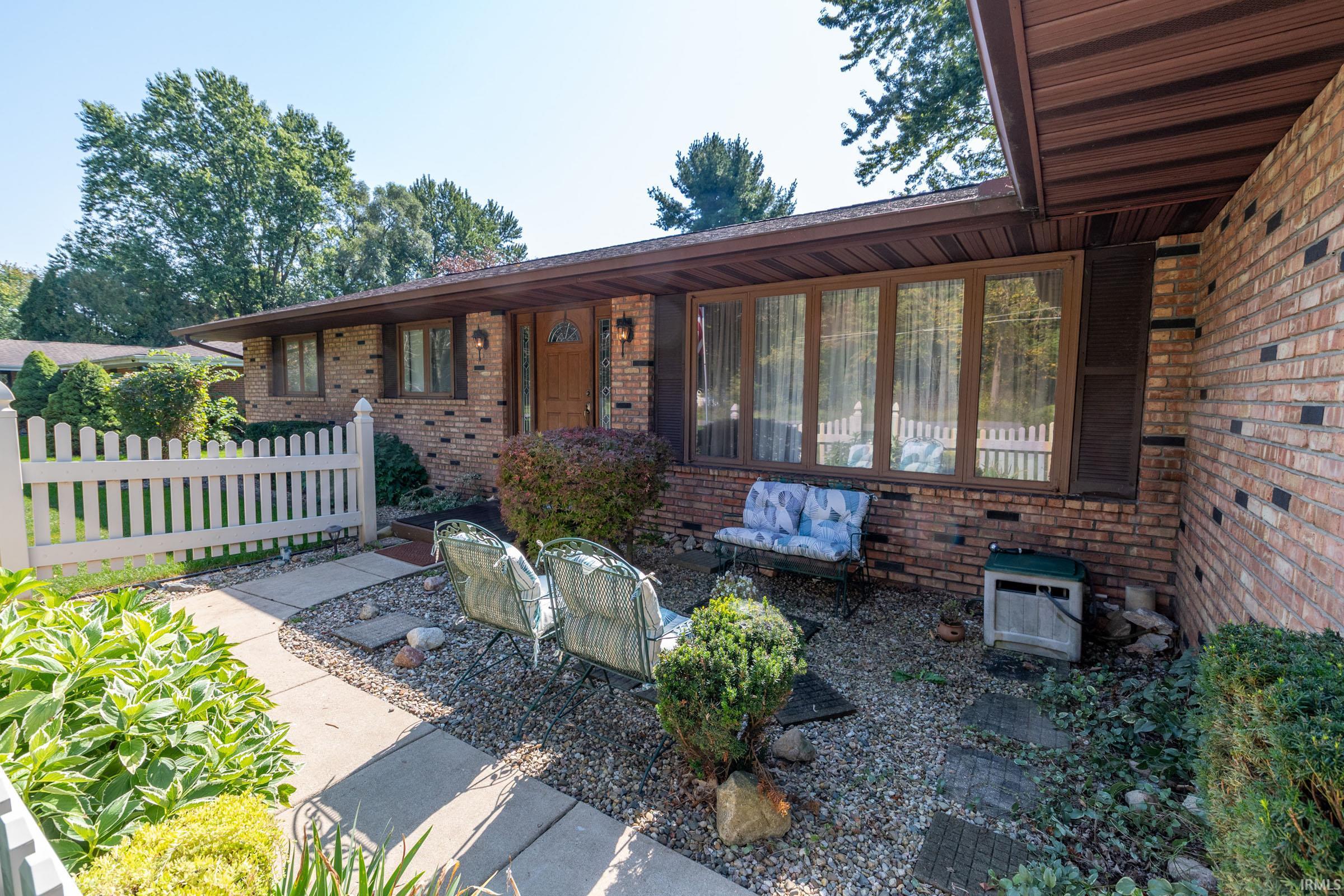 Homes for sale in Lakeville, IN | 12909 Tyler Rd, Lakeville, IN 46536 | MLS# 202538558