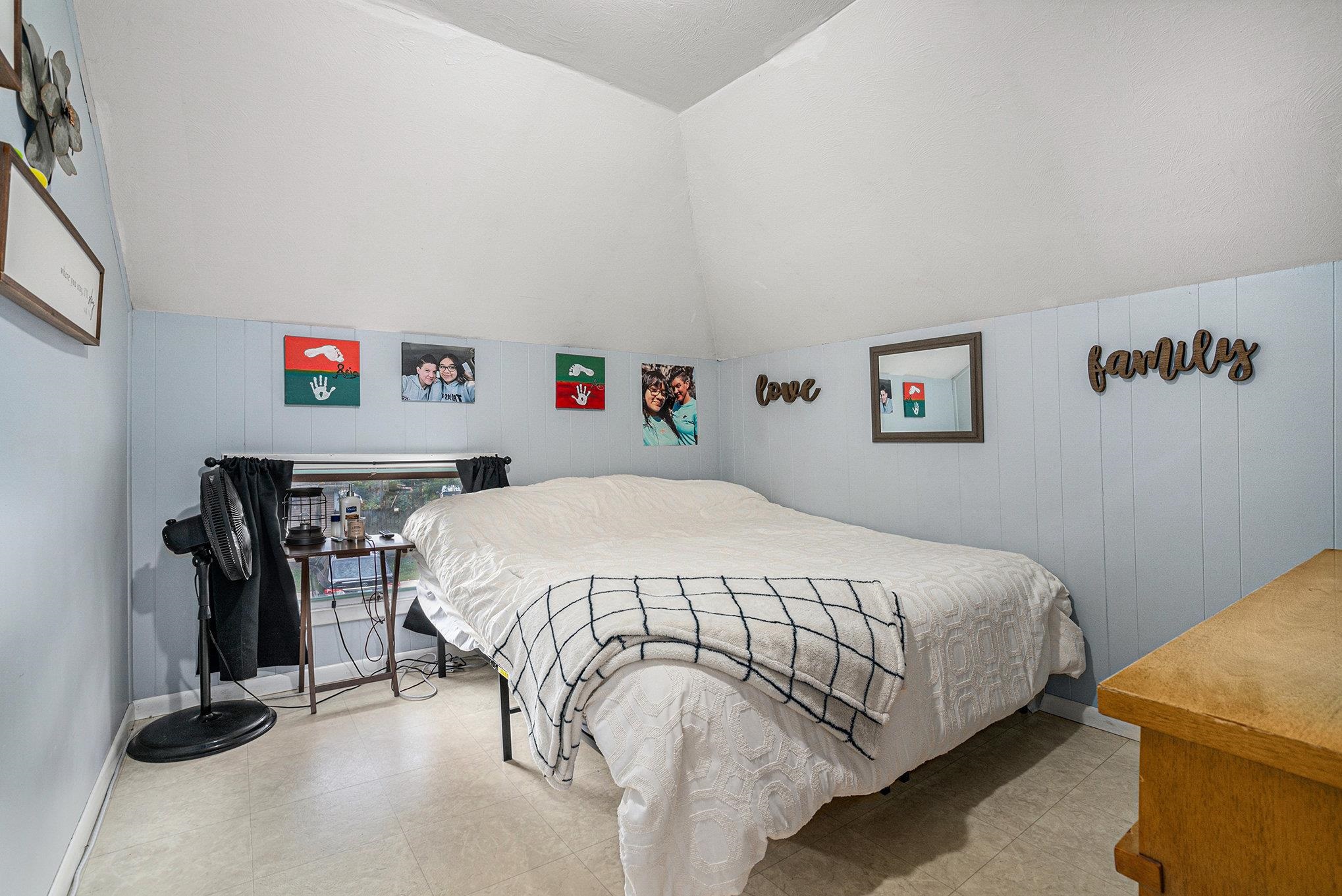 1 Bedroom of 2 bedroom unit