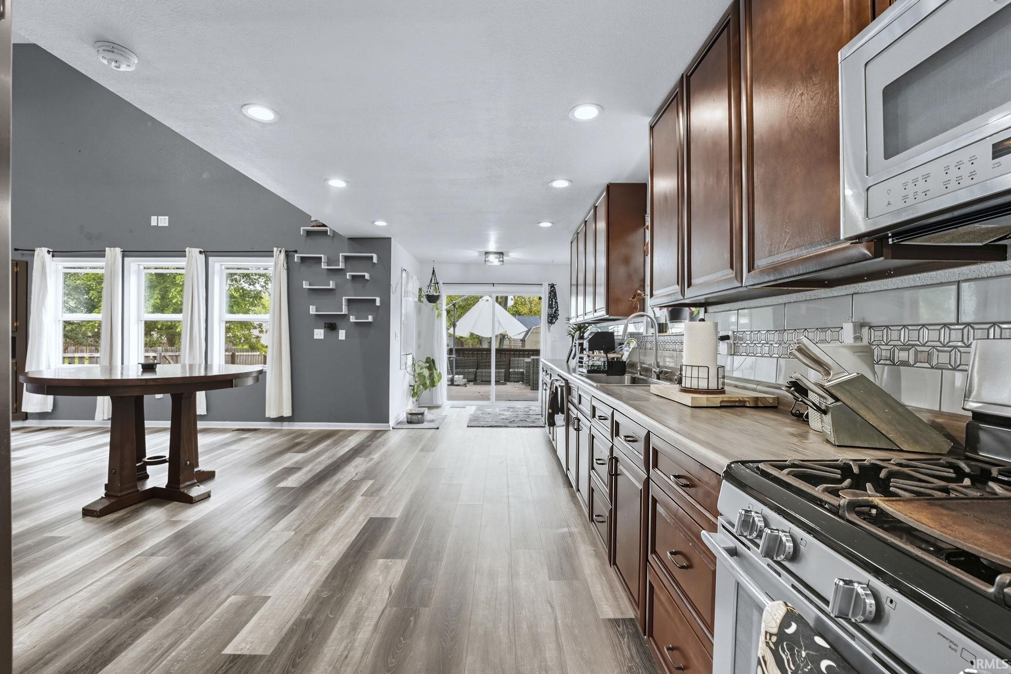 Photo 15 of 1304 Garden Club Drive