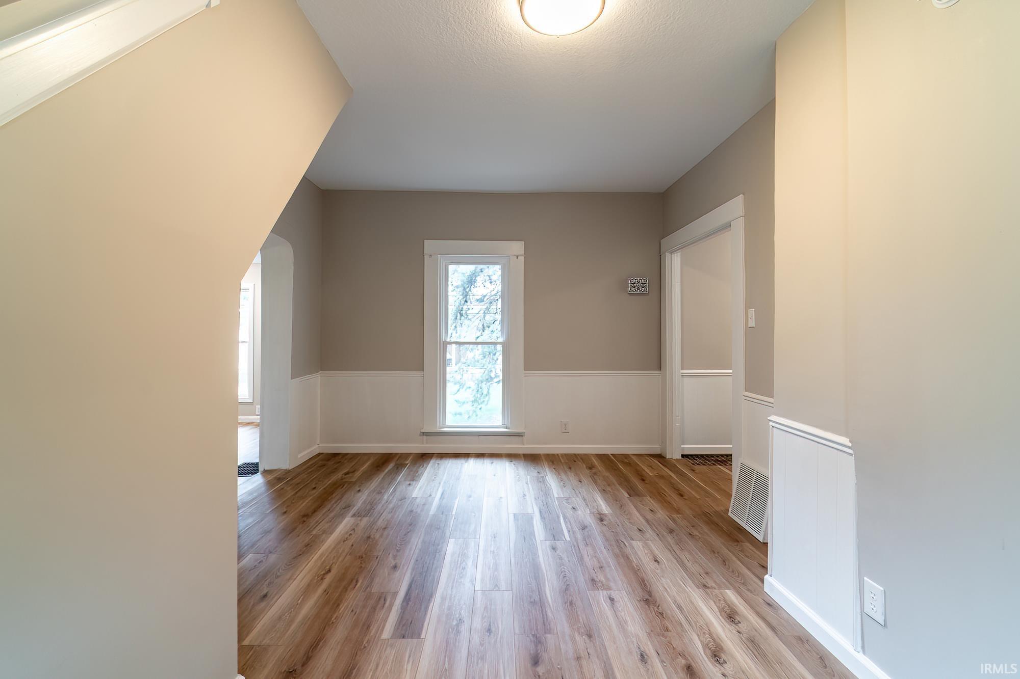 Photo 11 of 807 Wagner Street