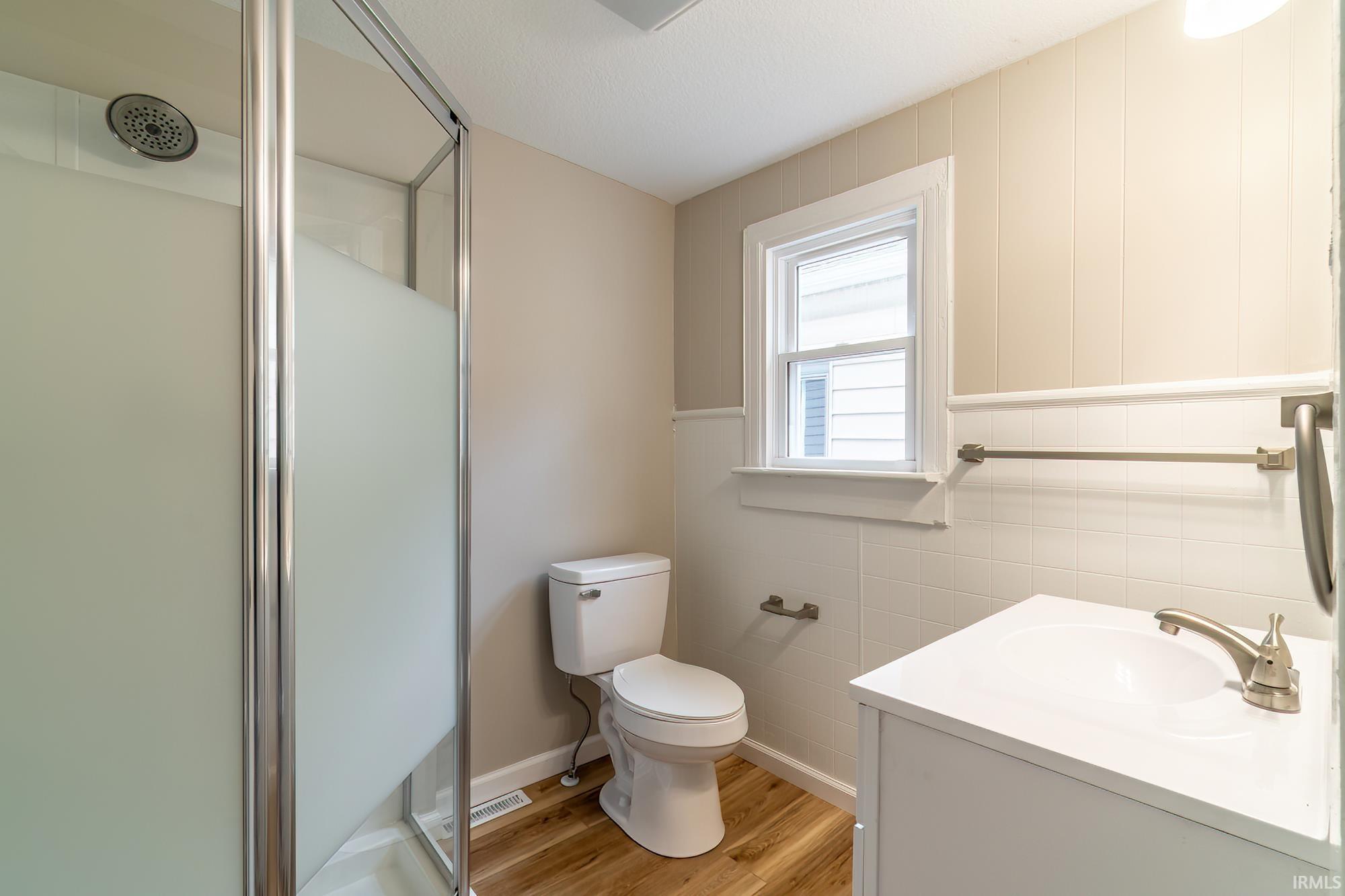 Photo 14 of 807 Wagner Street