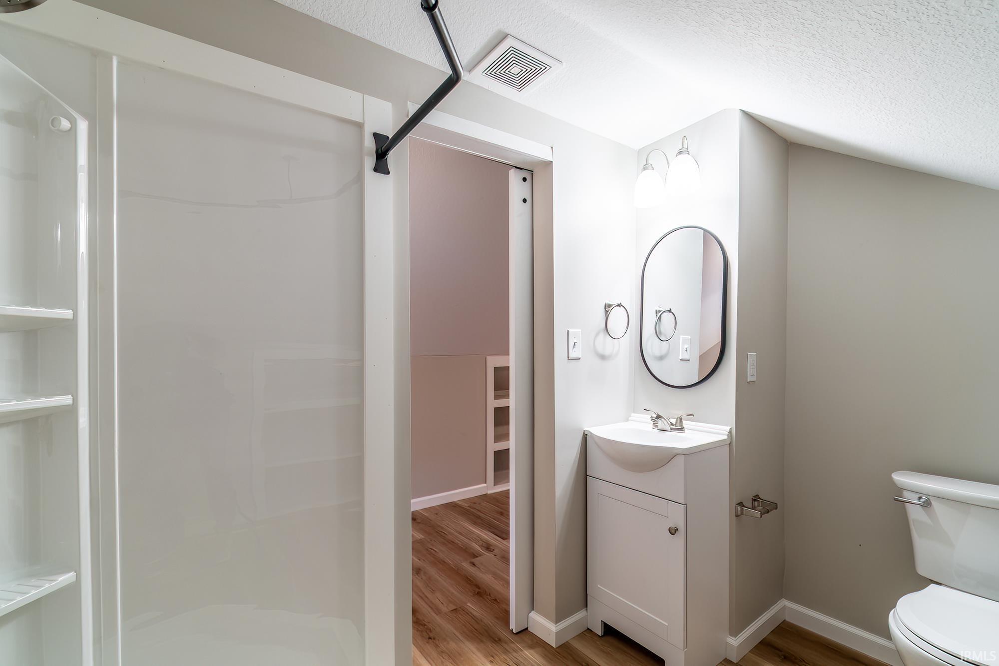 Photo 19 of 807 Wagner Street