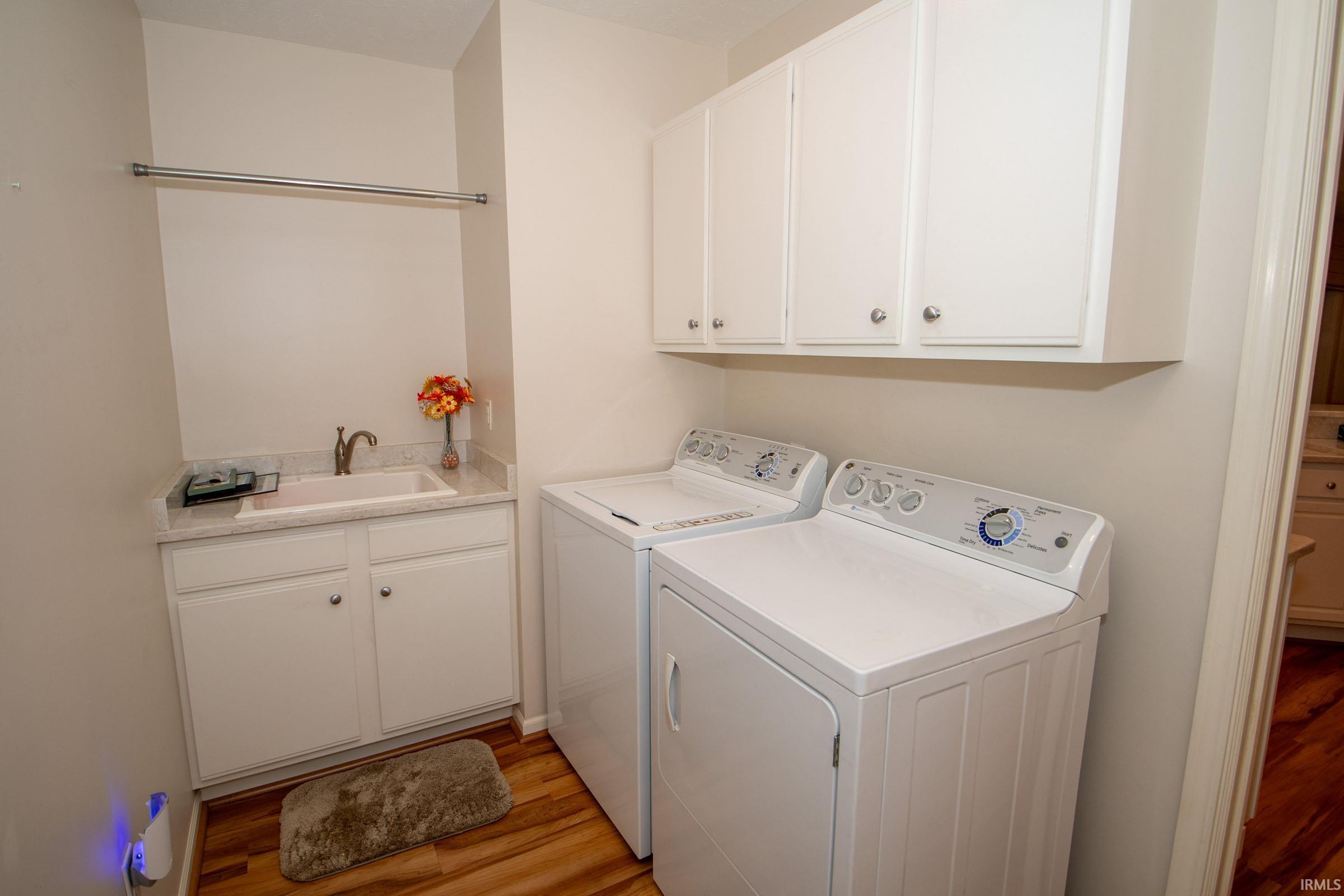 Photo 10 of 1671 Brookstone Court