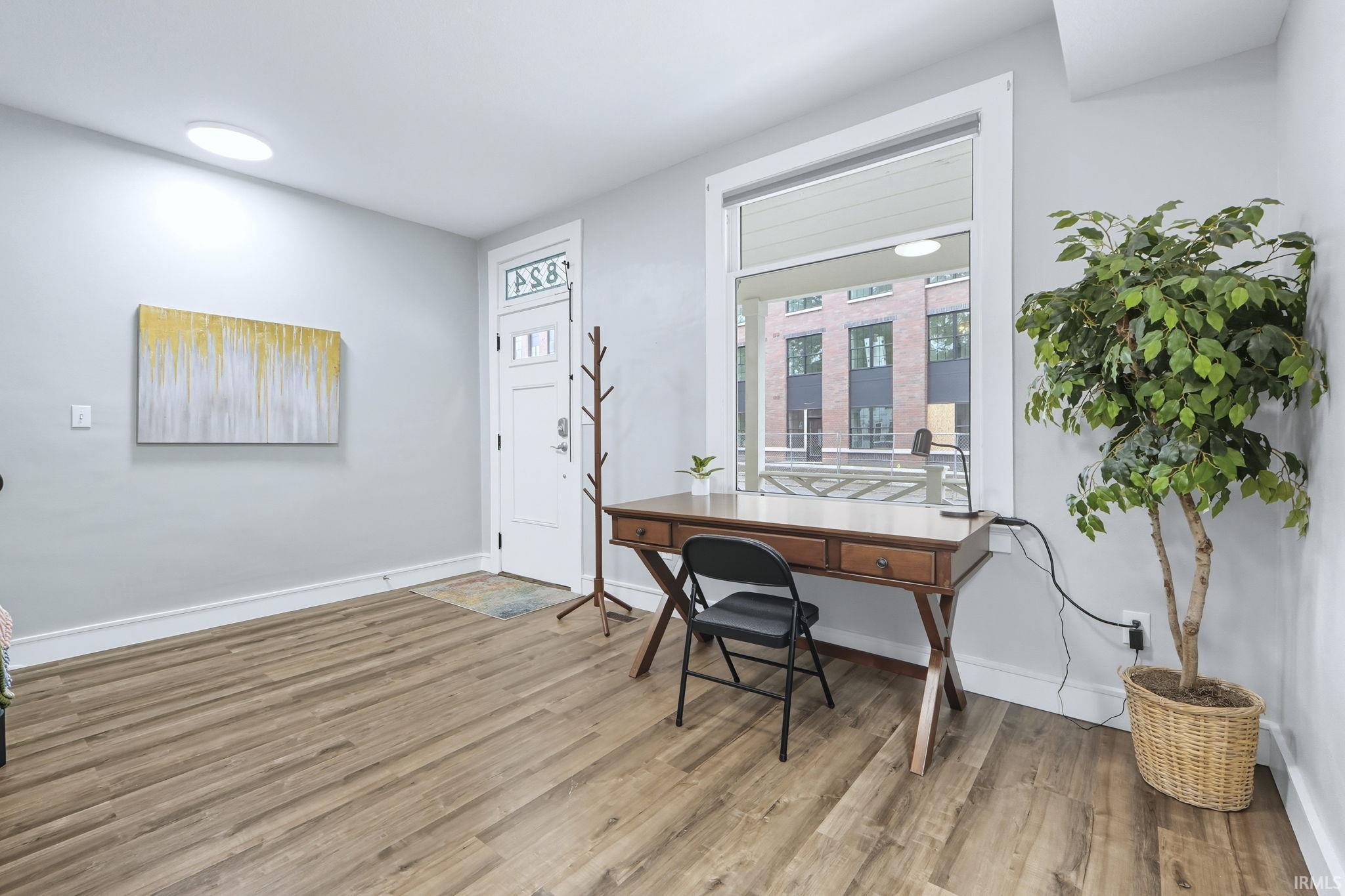 Photo 12 of 824 Lavina Street