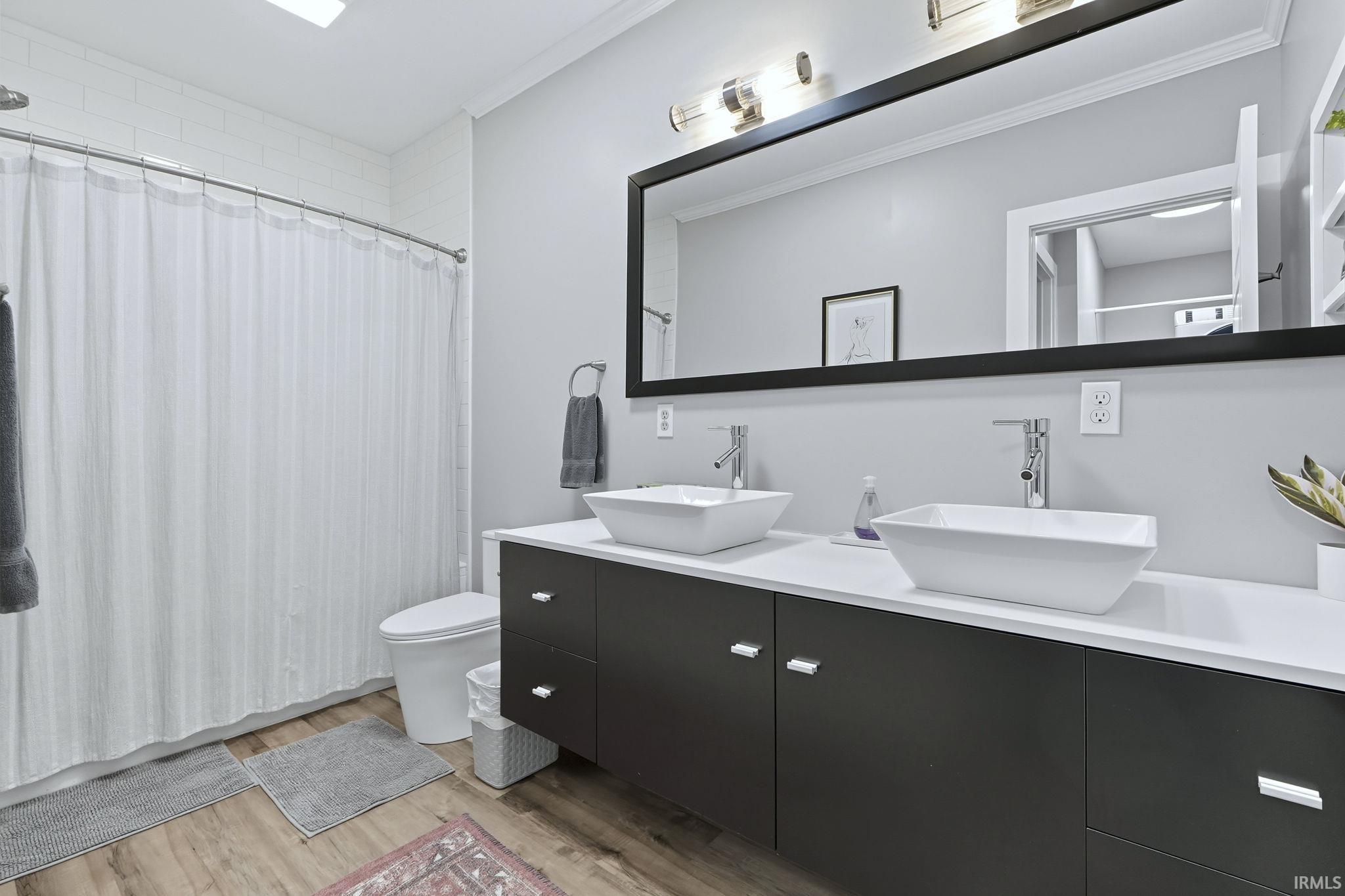 Photo 21 of 824 Lavina Street