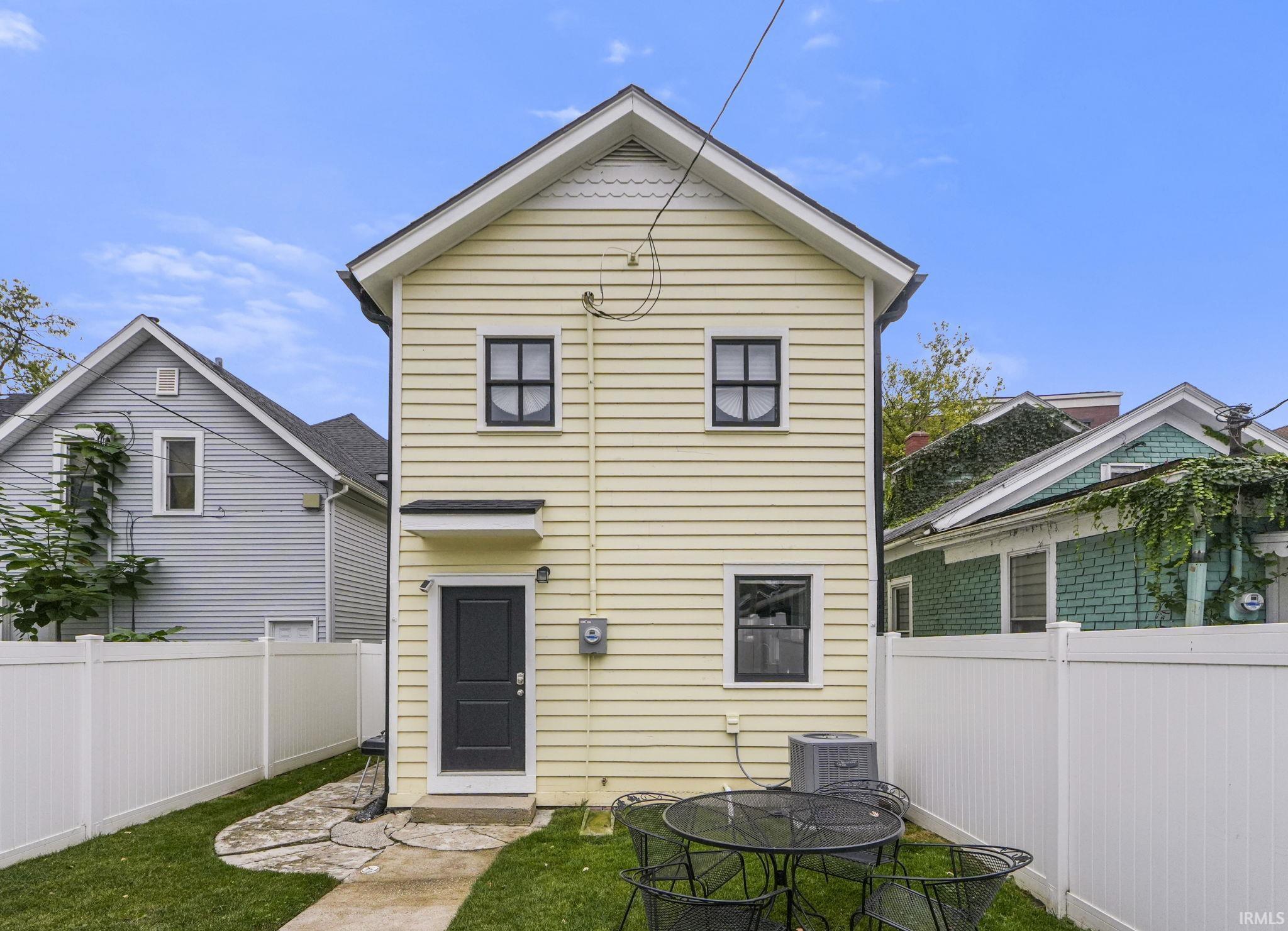 Photo 25 of 824 Lavina Street