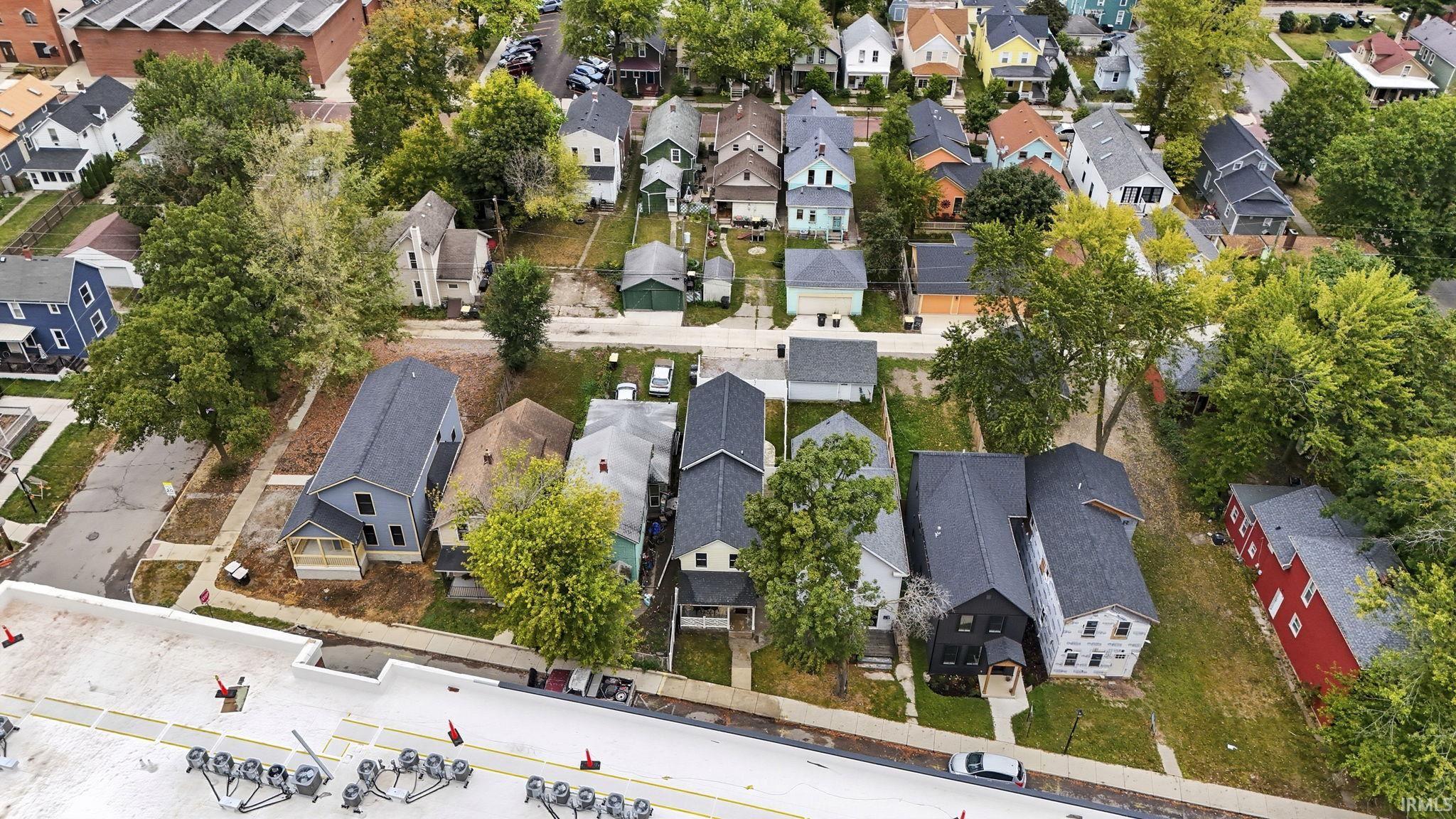 Photo 31 of 824 Lavina Street