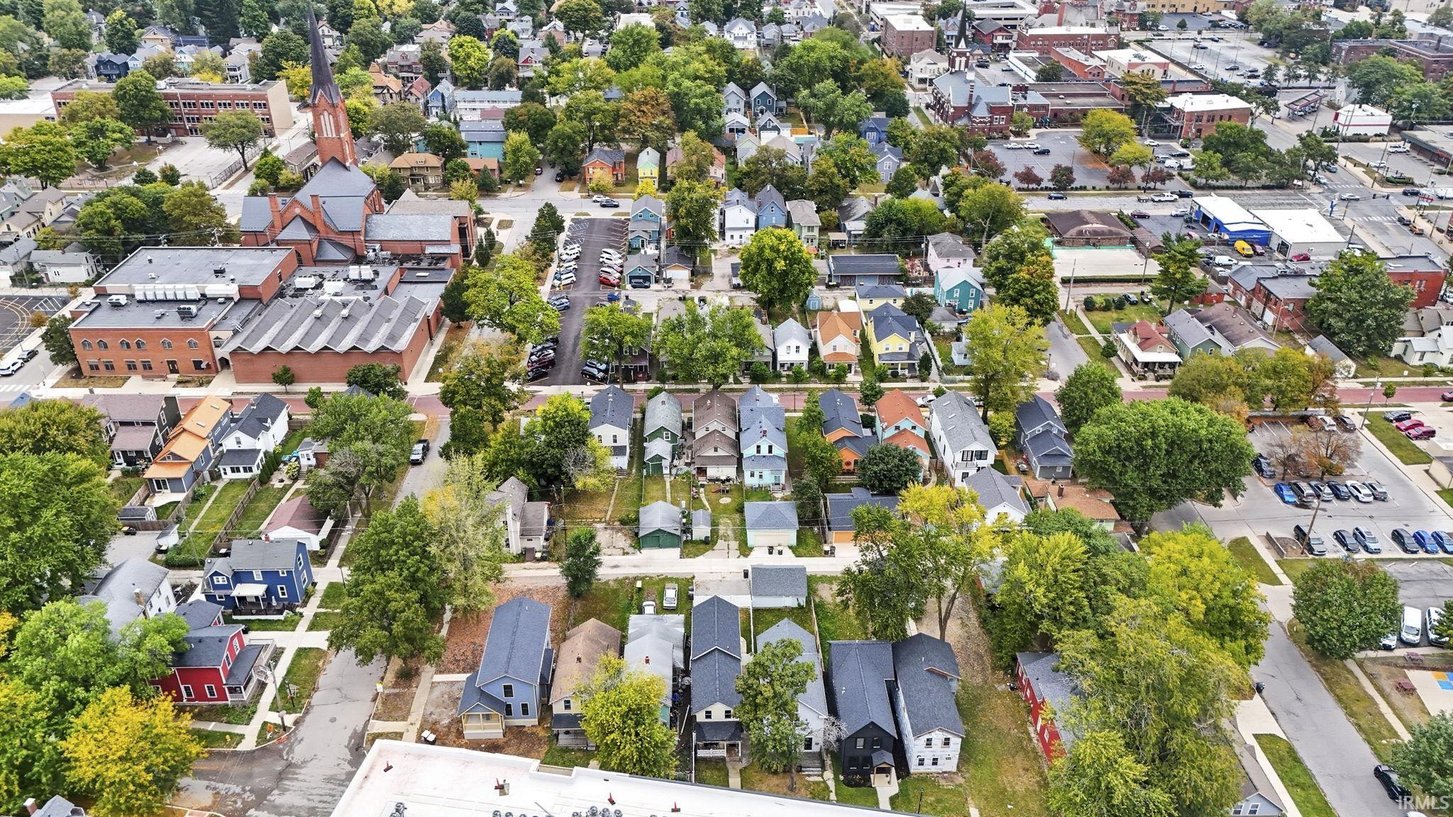 Photo 32 of 824 Lavina Street