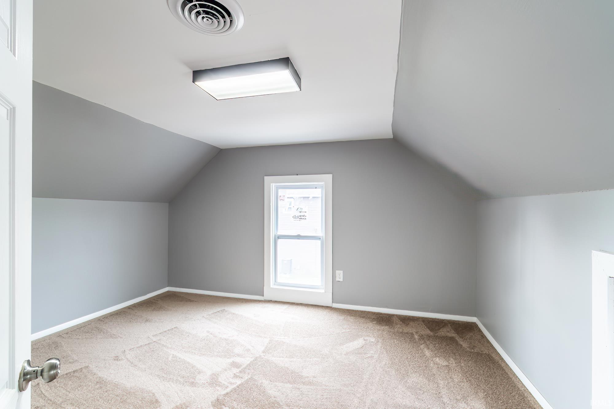 Photo 26 of 1901 Kocher Street