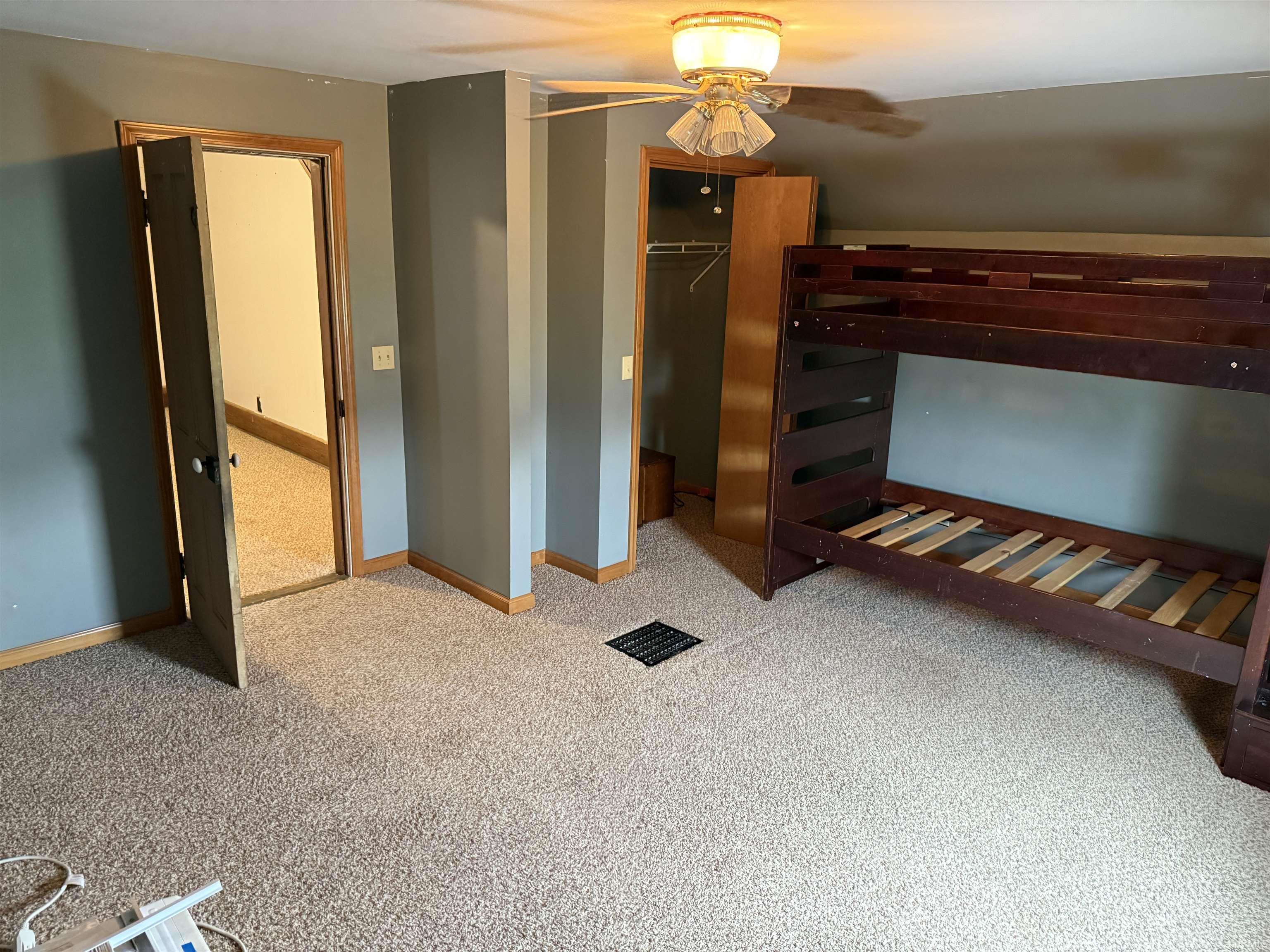 Photo 11 of 609 Welty Street