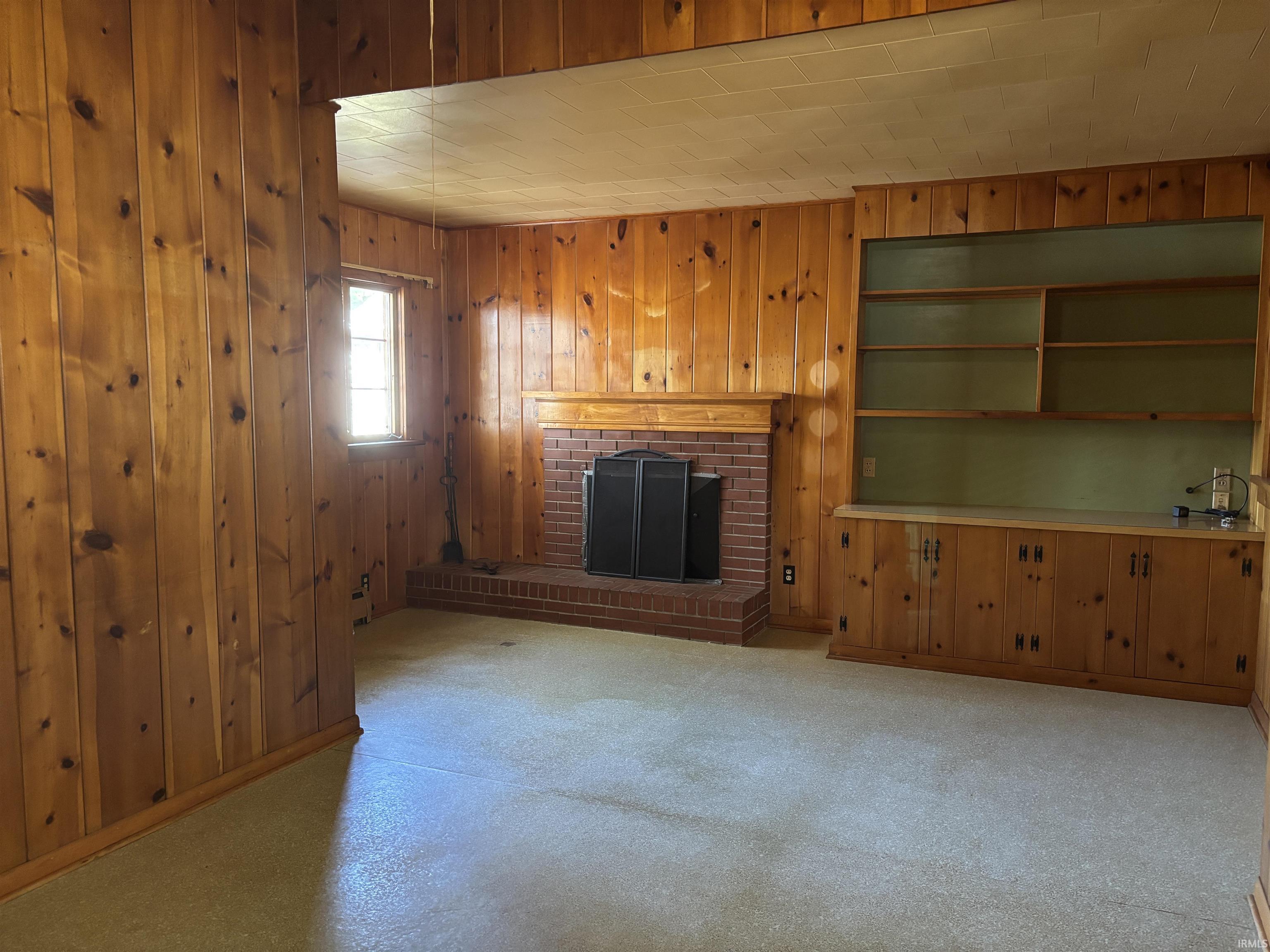 Photo 21 of 400 N Oak Street