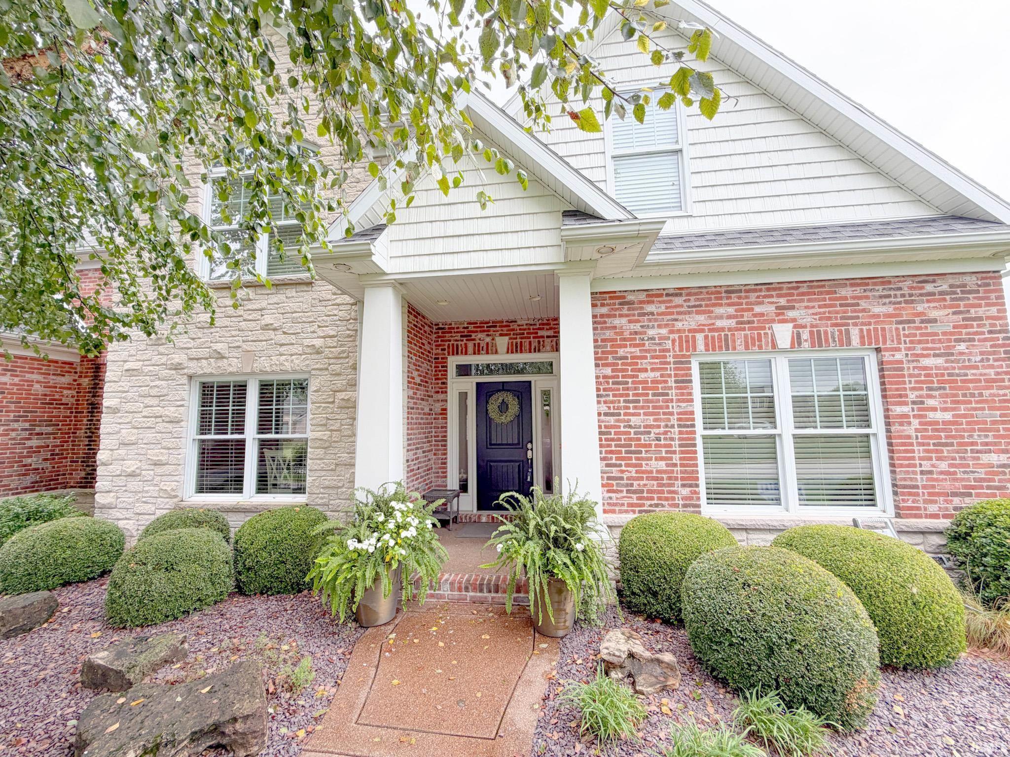 Homes for sale in Evansville, IN | 8101 Pelican Pointe Dr, Evansville, IN 47725 | MLS# 202538910