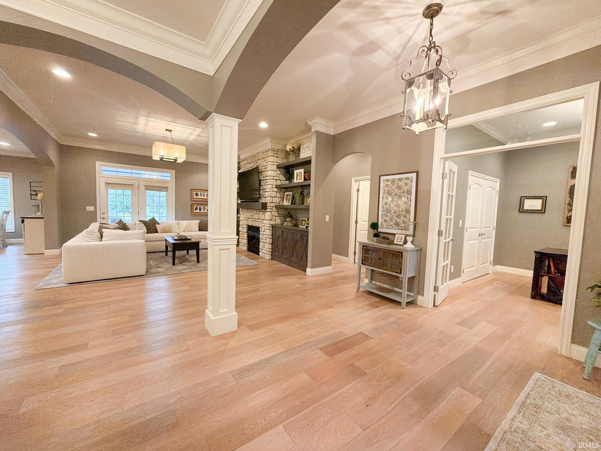 Homes for sale in Evansville, IN | 8101 Pelican Pointe Dr, Evansville, IN 47725 | MLS# 202538910