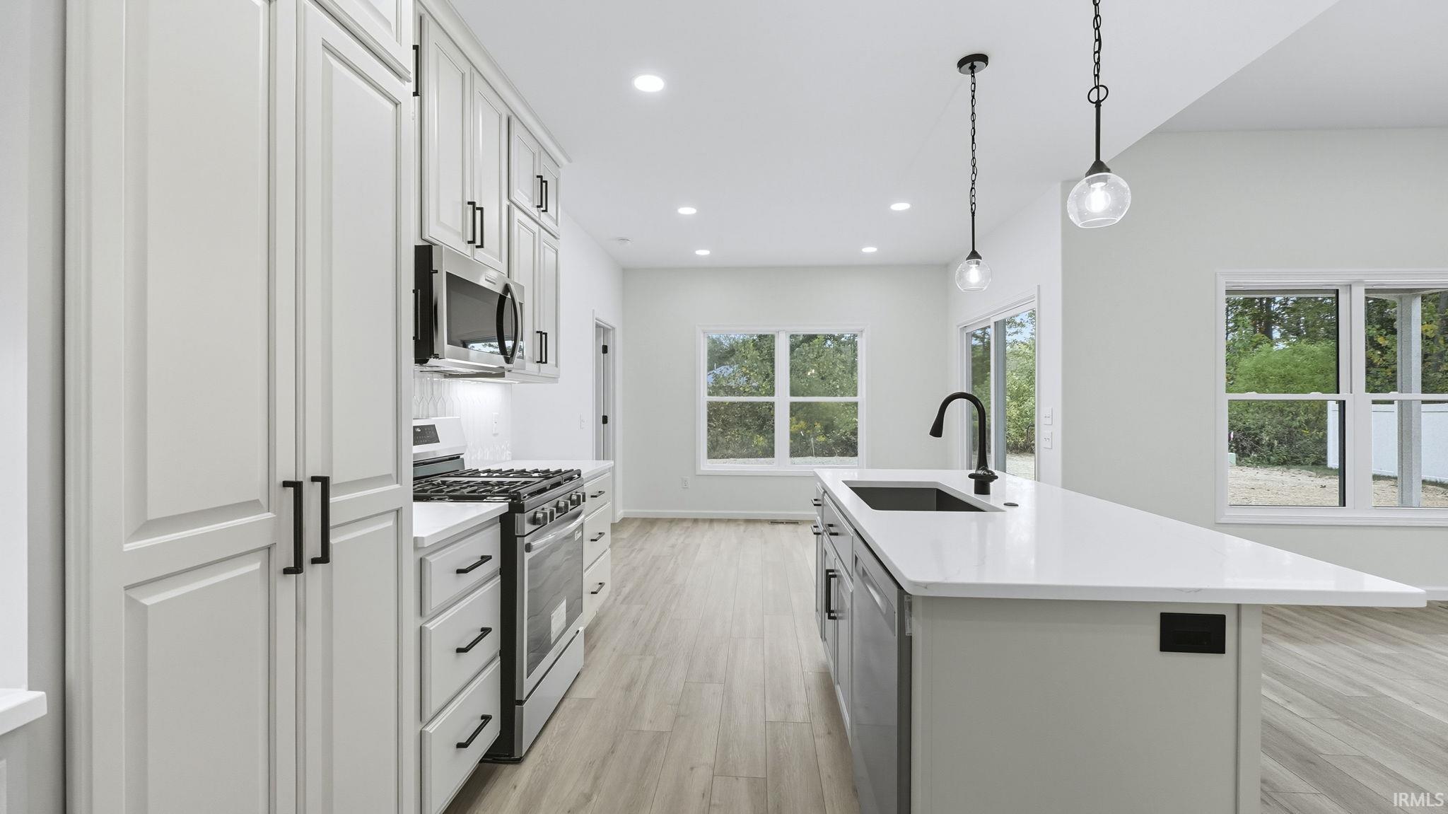 Photo 10 of 1110 Olympiada Knoll