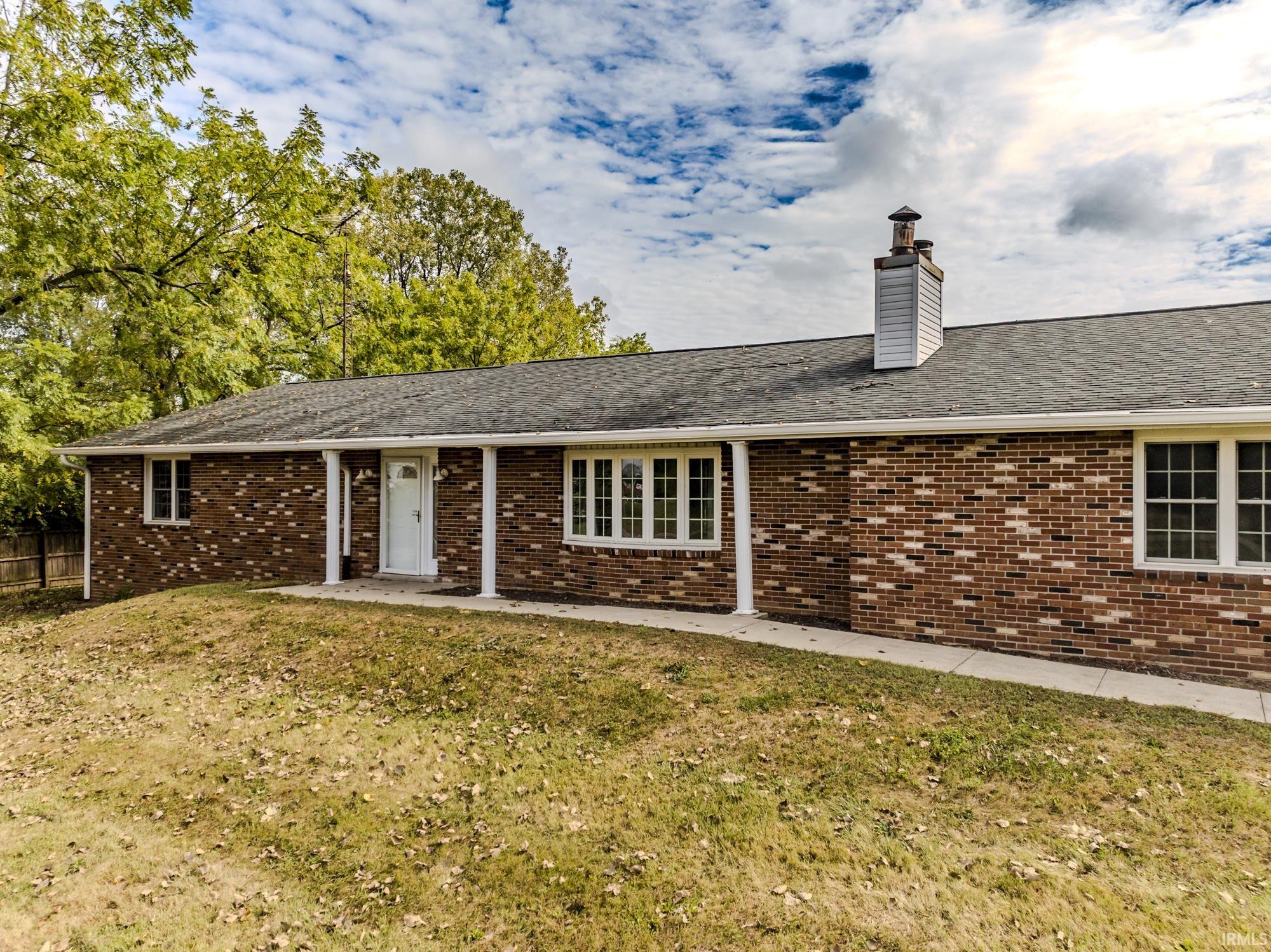 Homes for sale in Selma, IN | 6504 S Cr 560 East, Selma, IN 47383 | MLS# 202538956