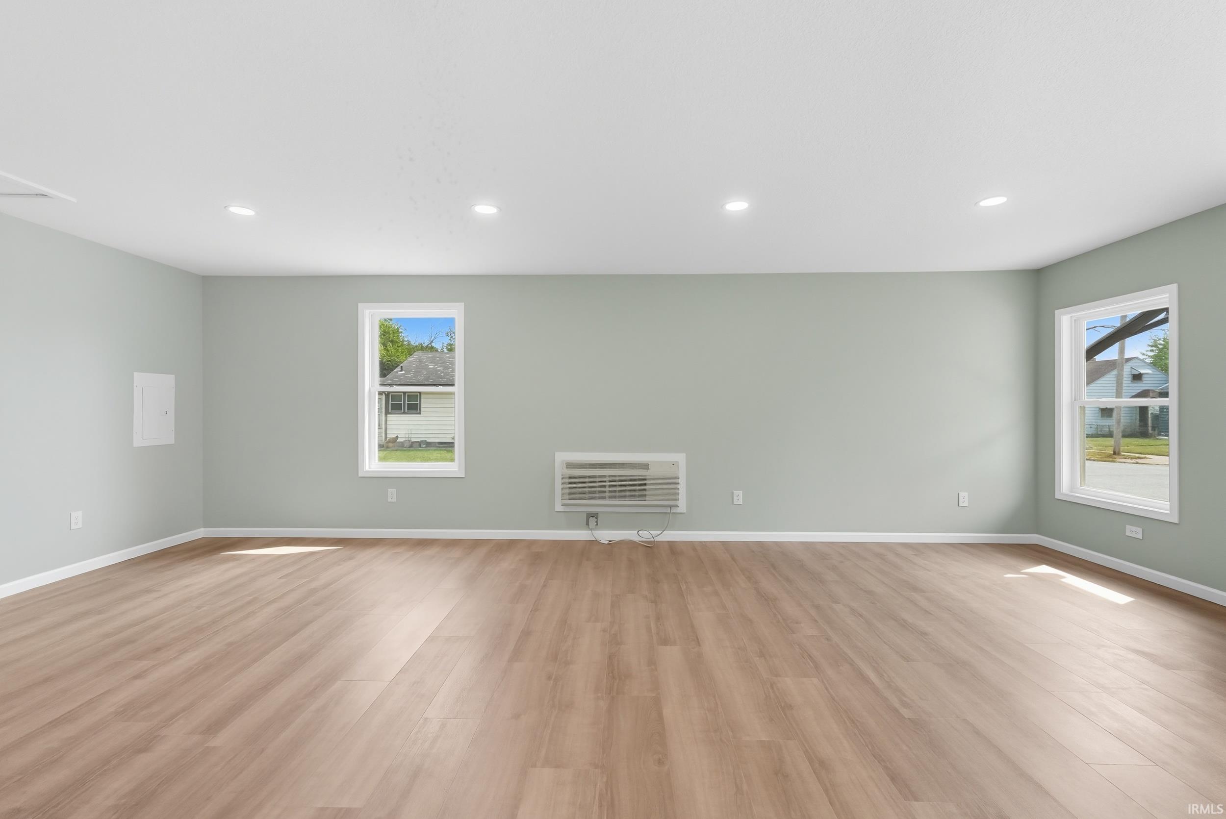 Photo 12 of 1702 Sinclair Street