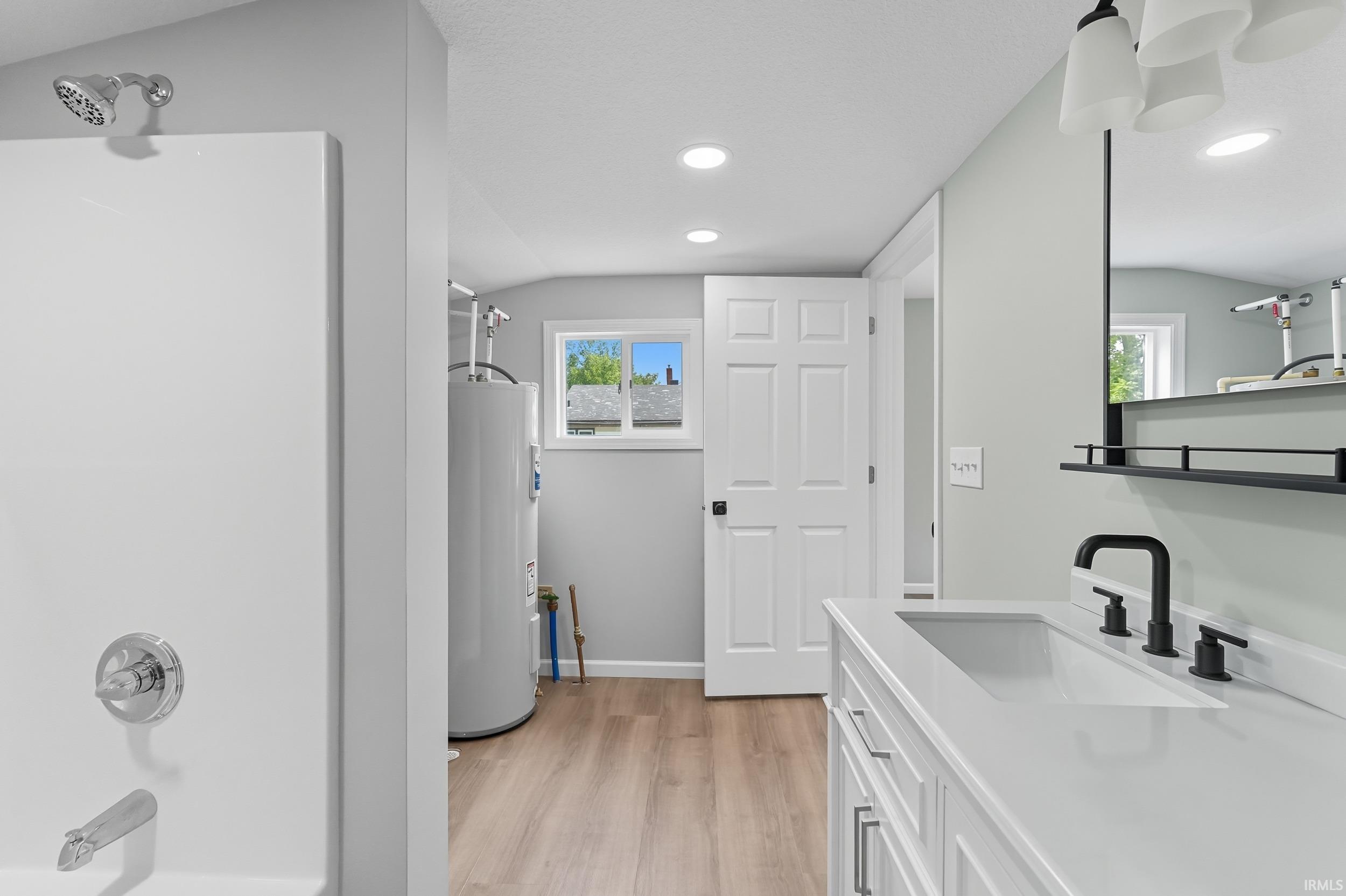 Photo 15 of 1702 Sinclair Street