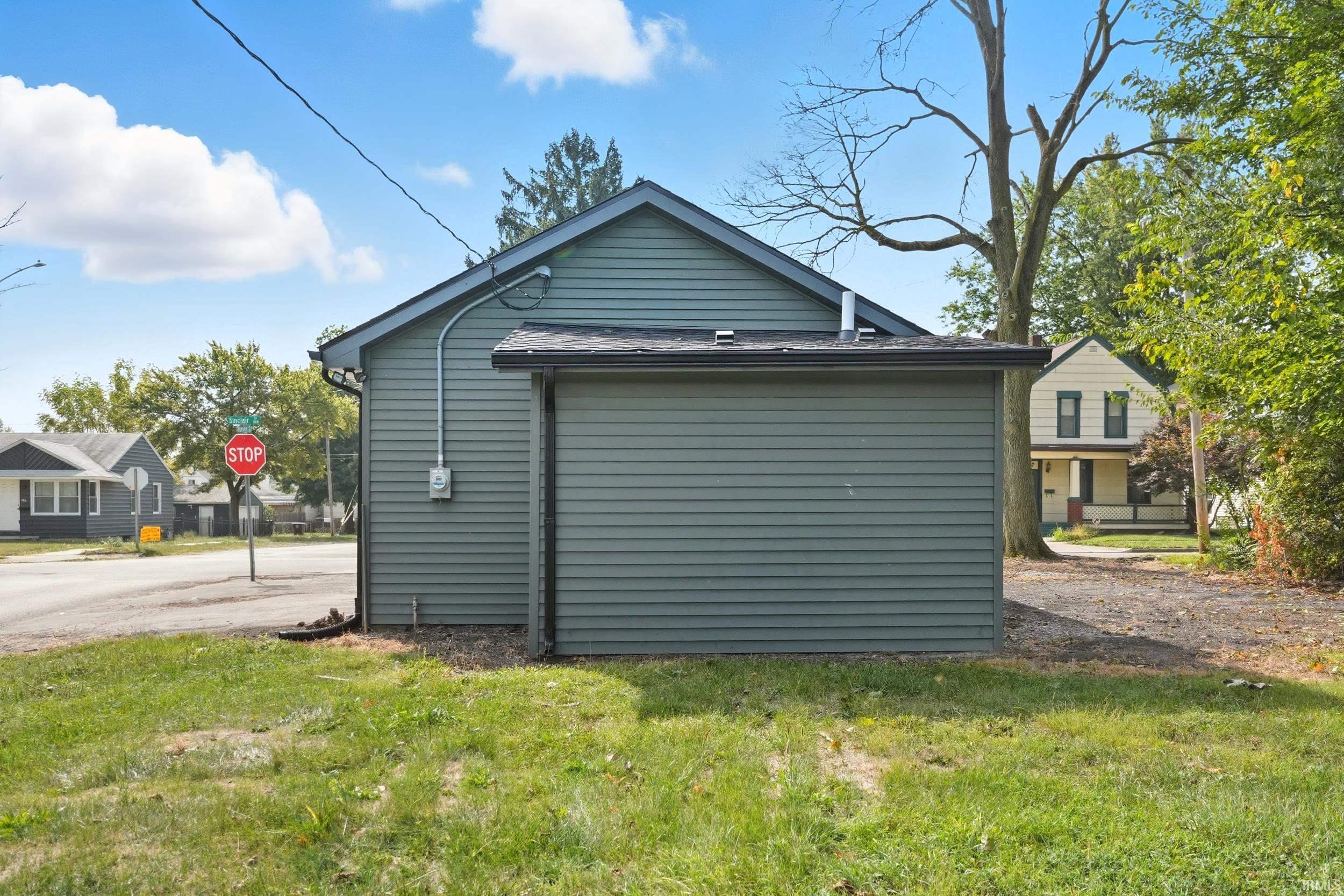 Photo 17 of 1702 Sinclair Street