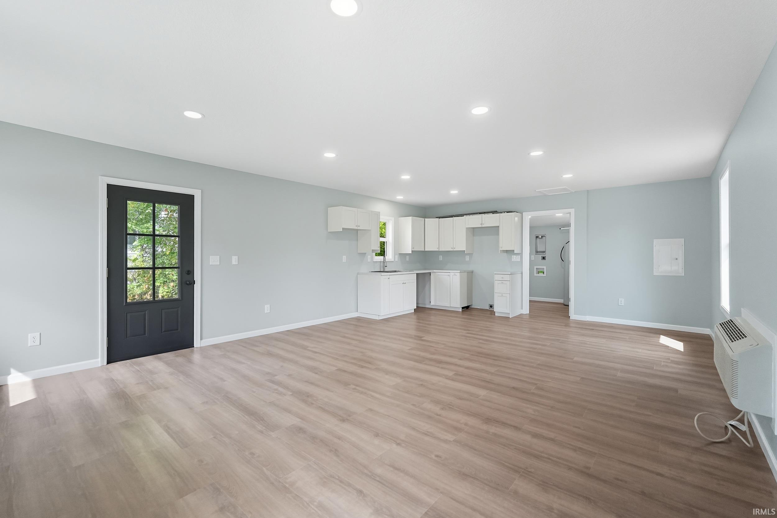 Photo 4 of 1702 Sinclair Street