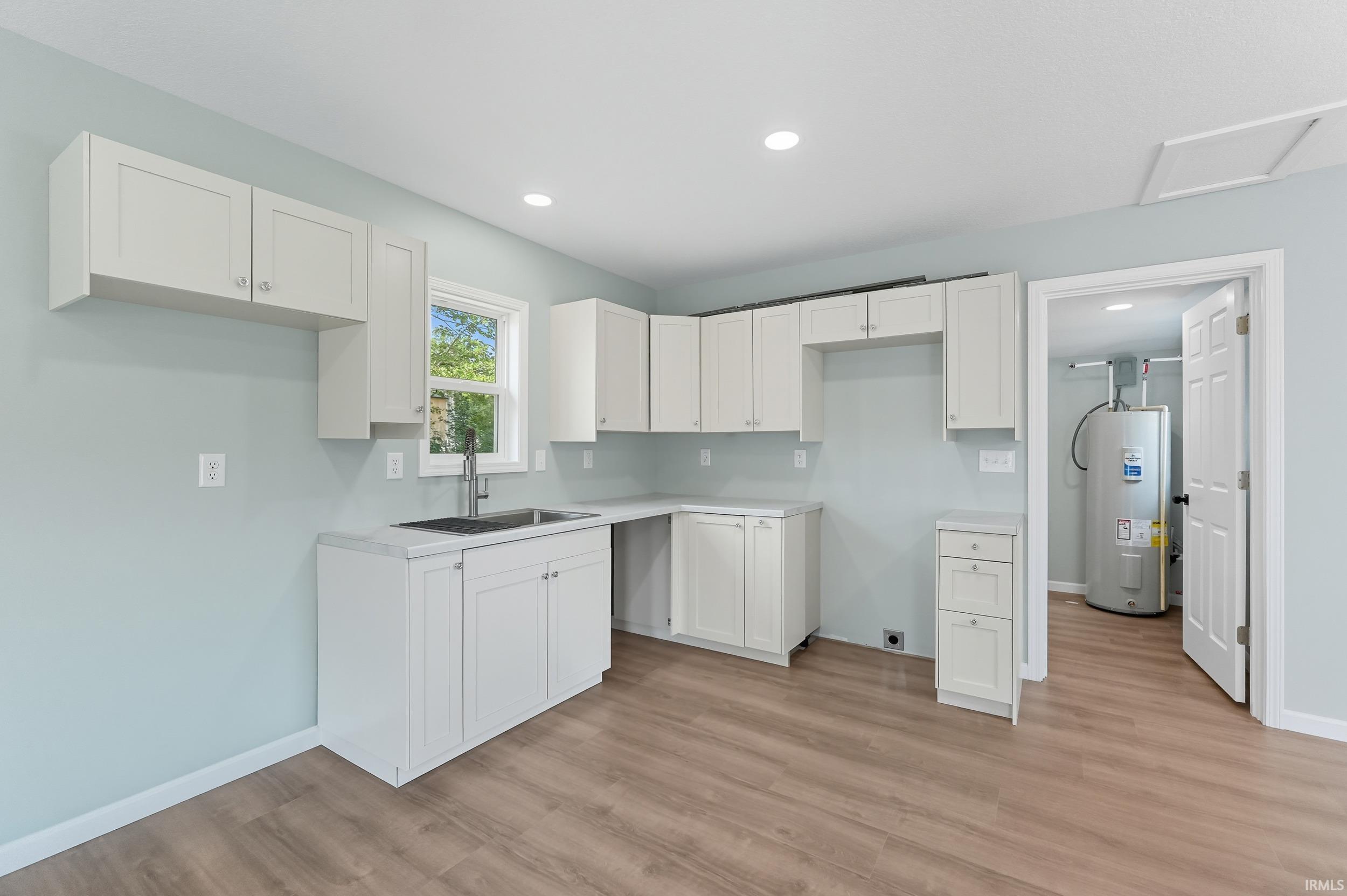 Photo 8 of 1702 Sinclair Street