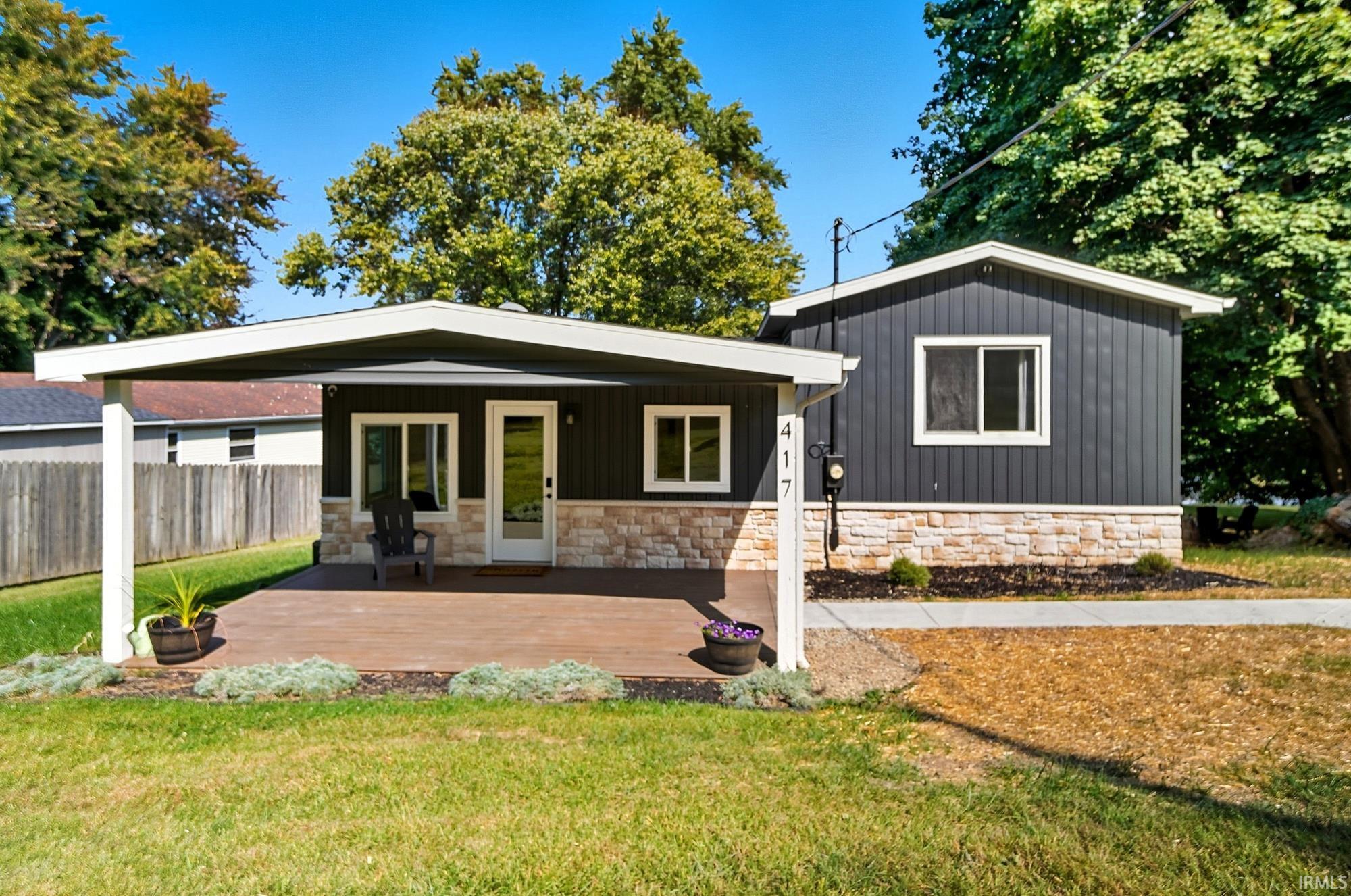 Photo 1 of 417 S Sunset Shore