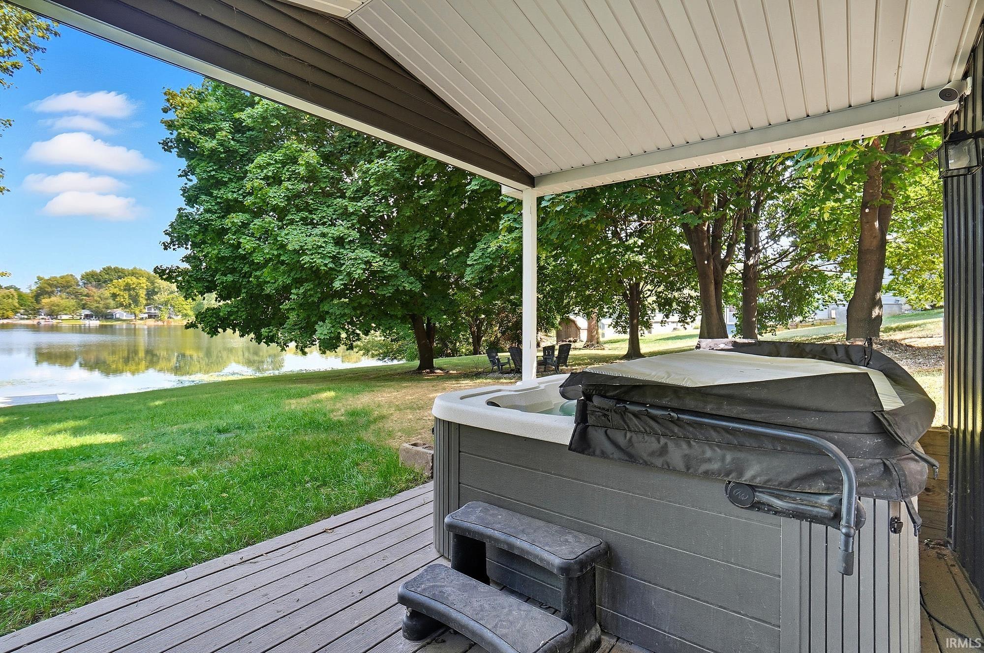 Photo 24 of 417 S Sunset Shore