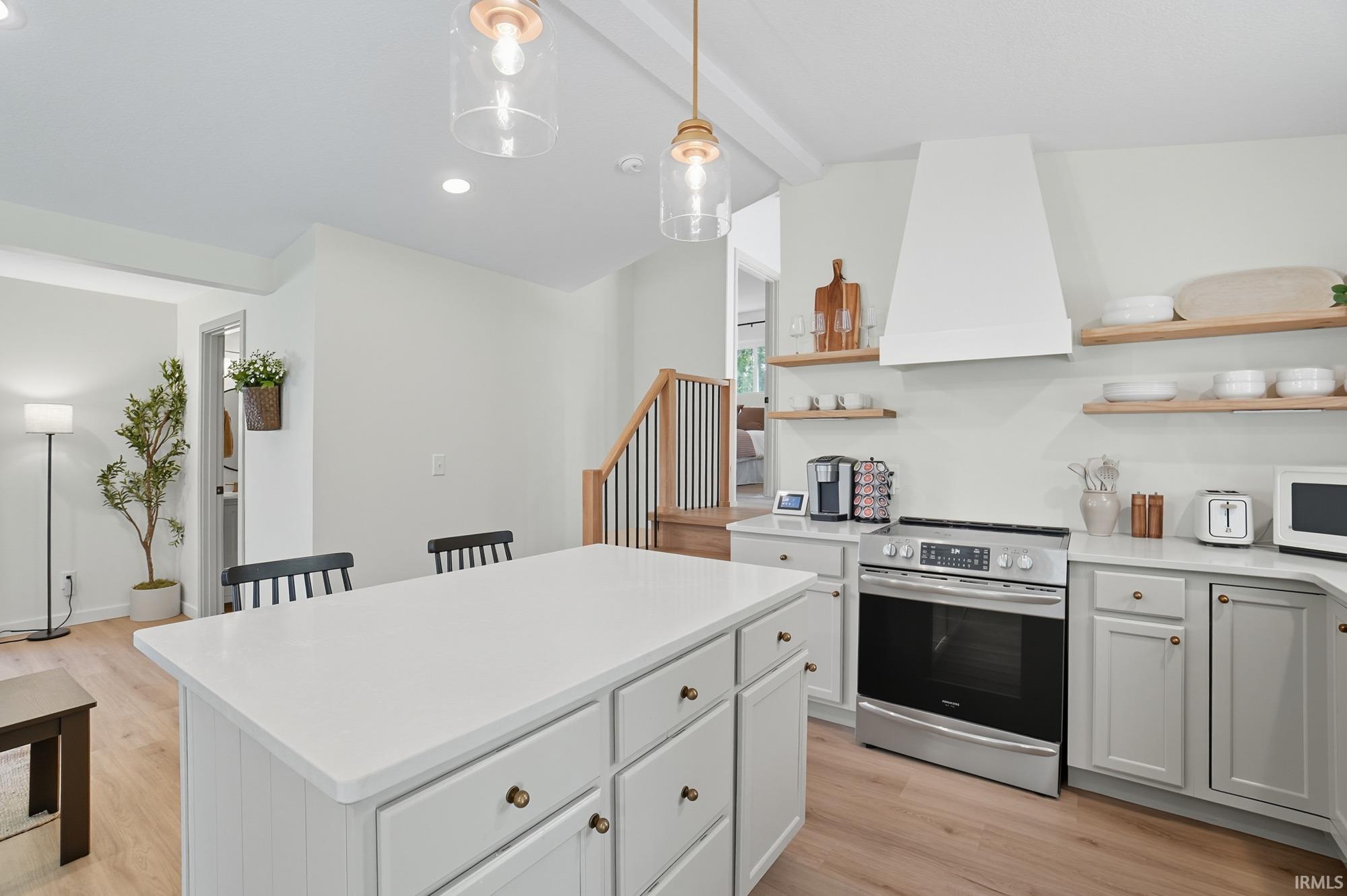 Photo 8 of 417 S Sunset Shore