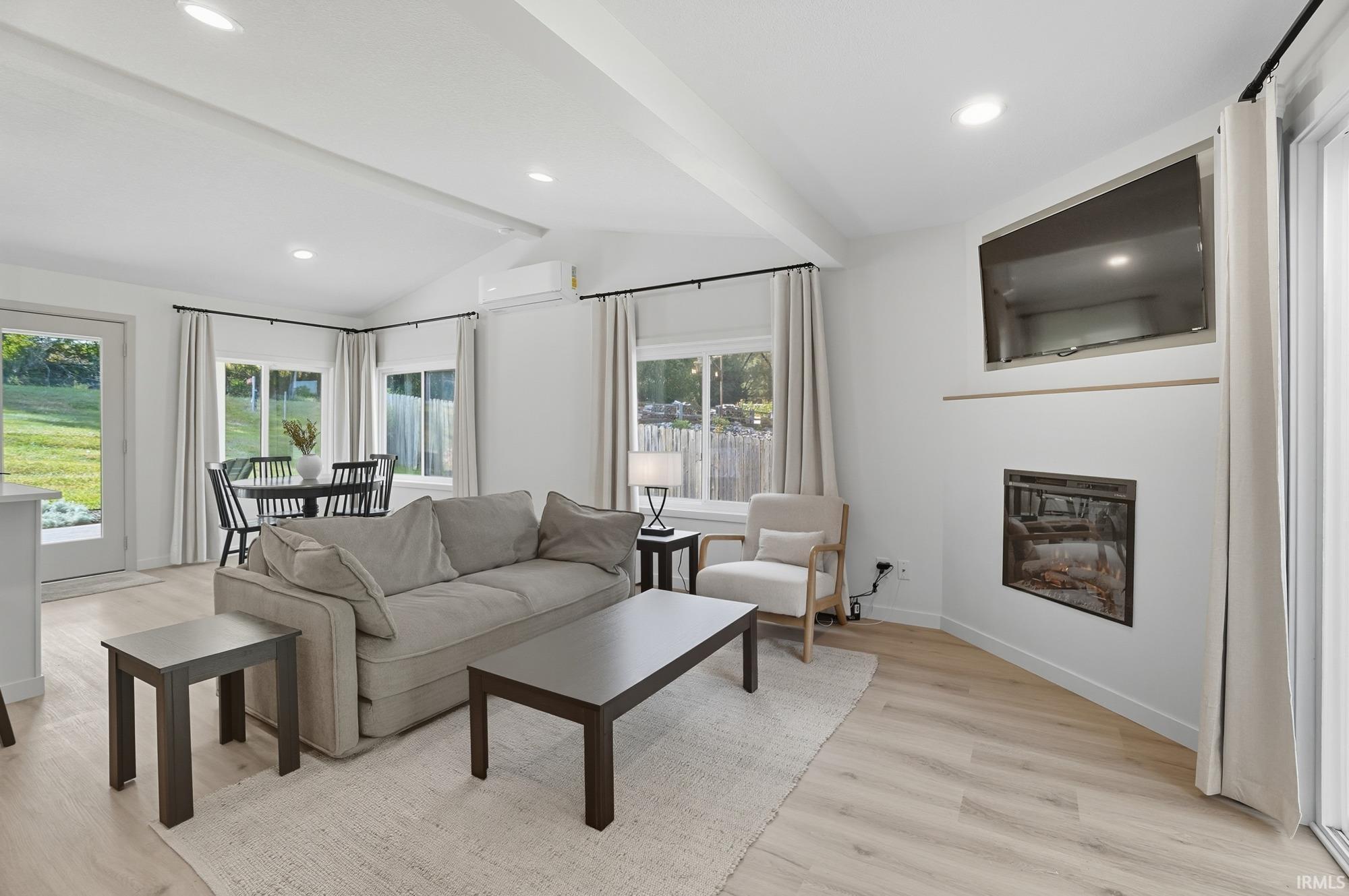 Photo 9 of 417 S Sunset Shore