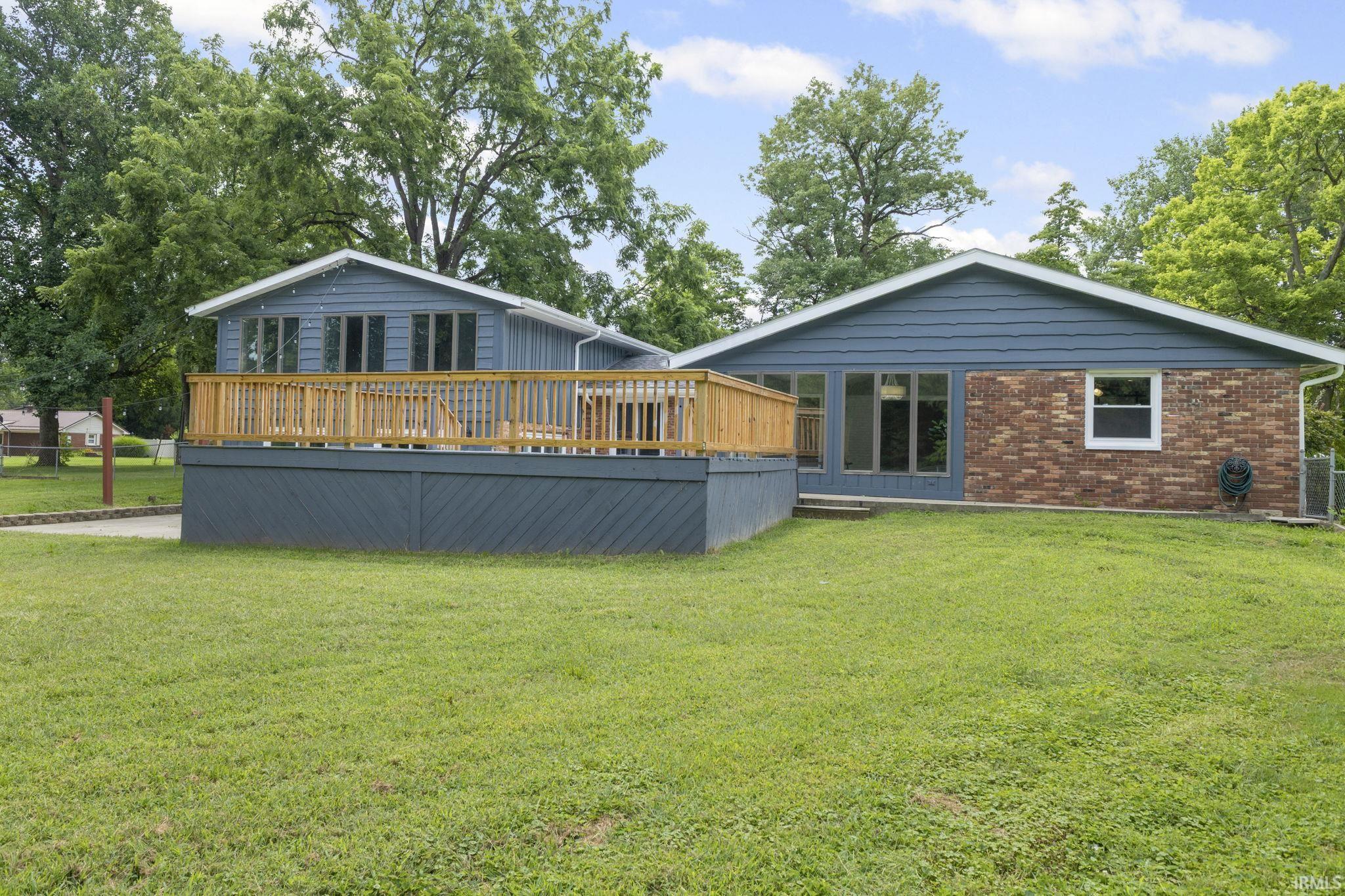 Homes for sale in Muncie, IN | 8810 W Tulip Tree Dr, Muncie, IN 47304 | MLS# 202539060