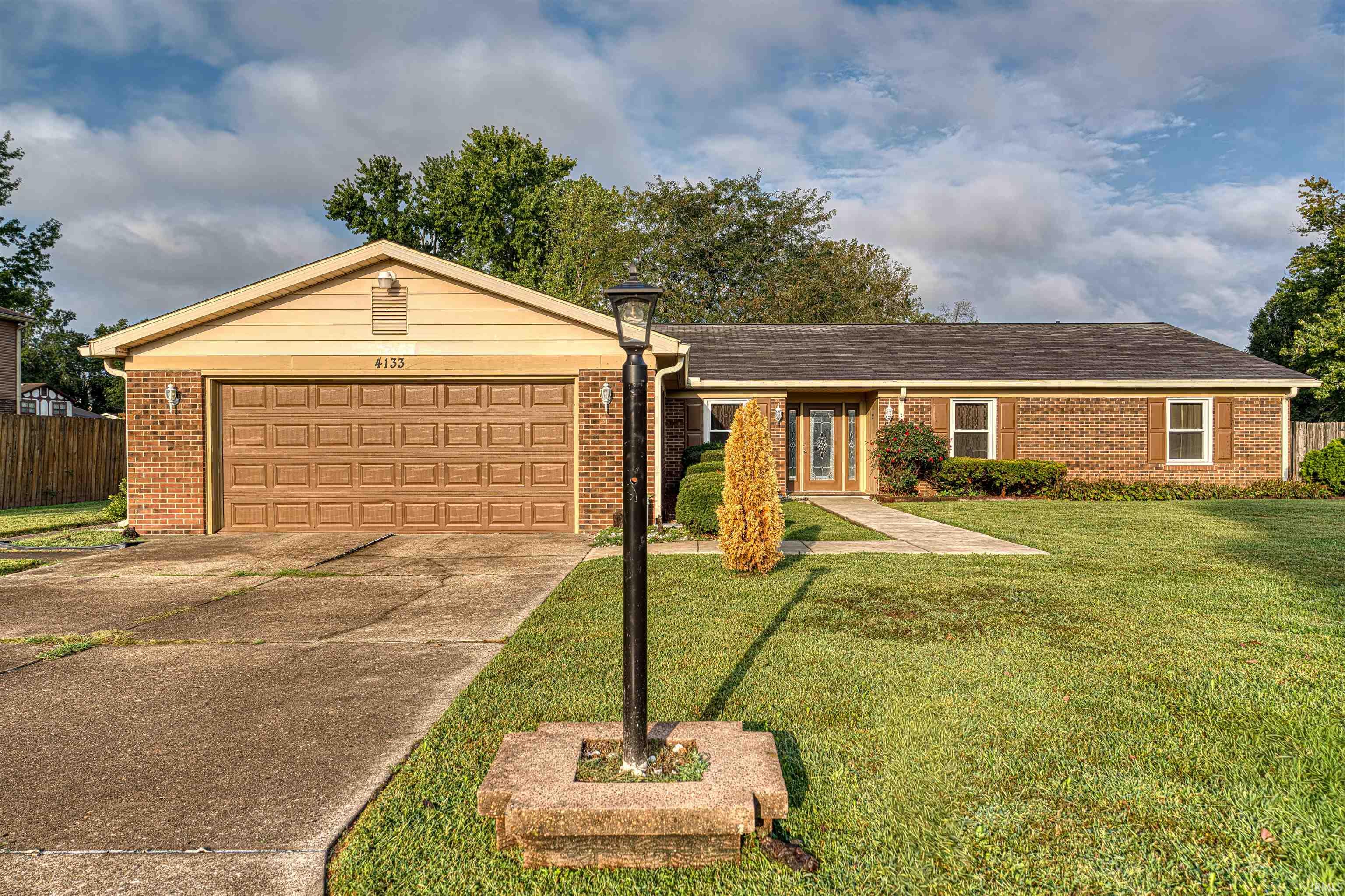 Homes for sale in Newburgh, IN | 4133 Secretariat Dr, Newburgh, IN 47630 | MLS# 202539067