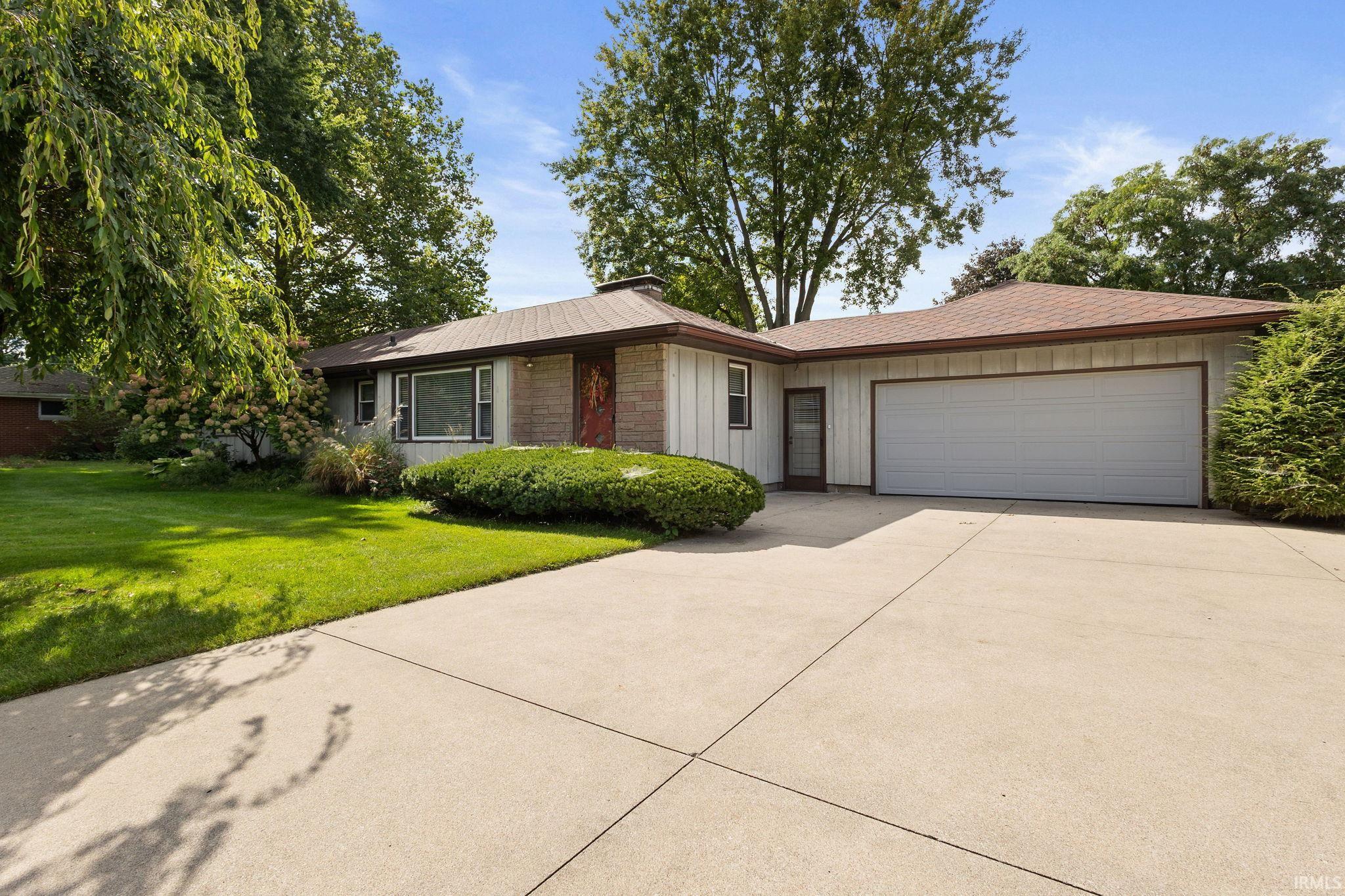 Photo 1 of 55903 Oak Manor Place