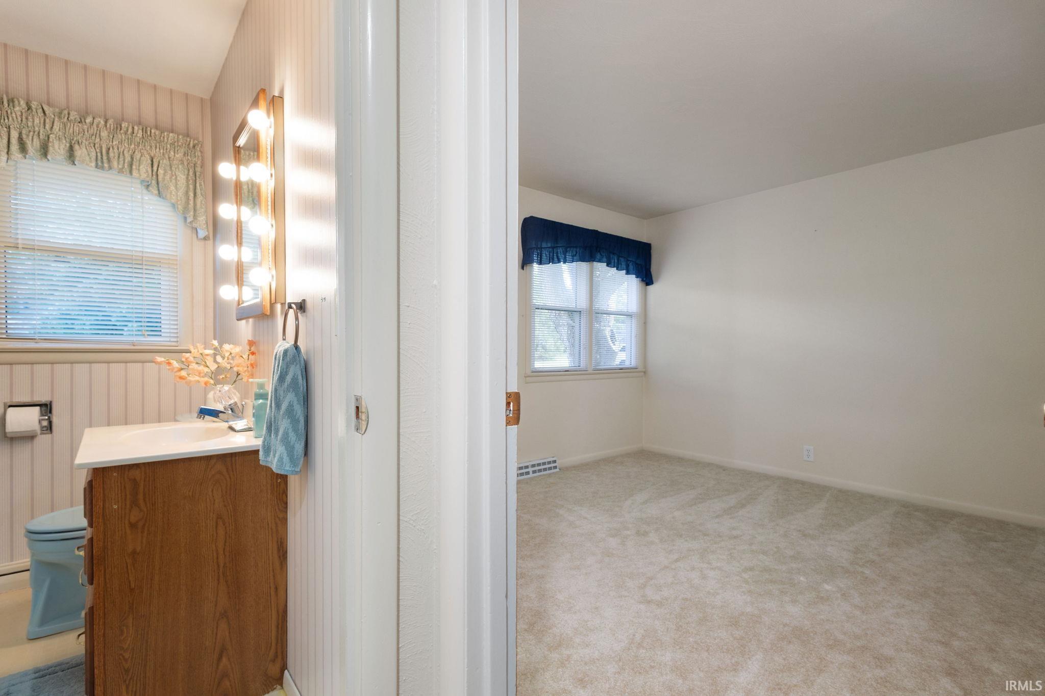 Photo 24 of 55903 Oak Manor Place